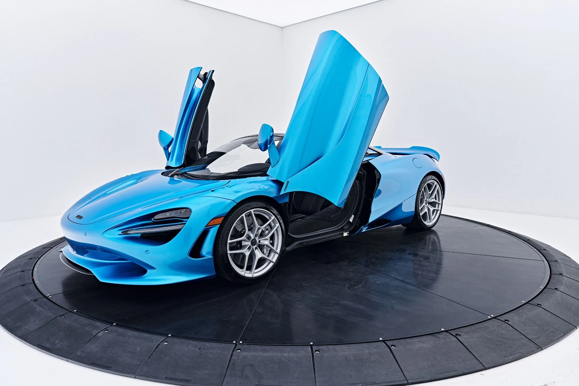 mph020_1507966384_Used_2025_Mc_Laren_750_S_1787619671_f0712a5667