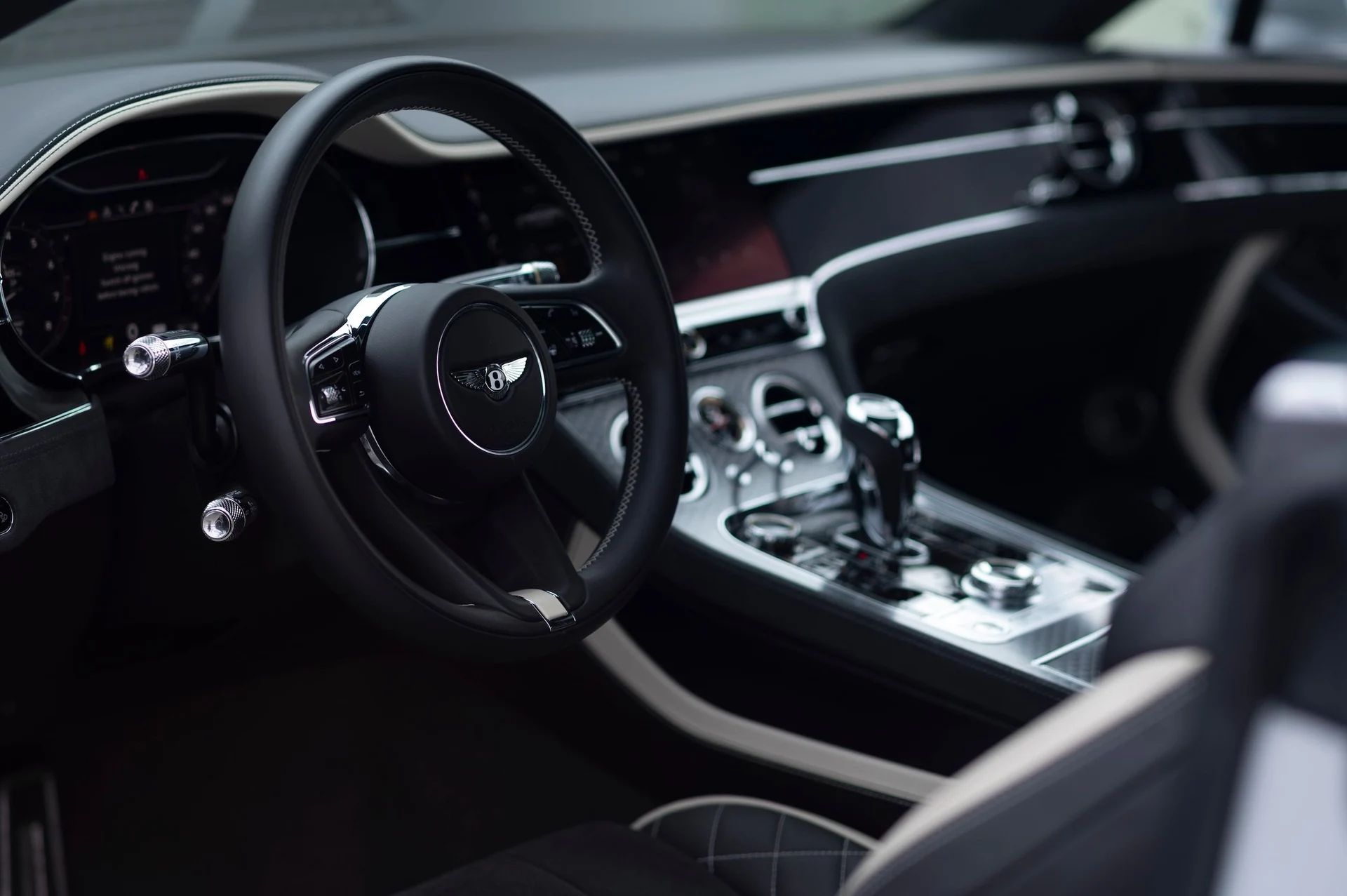 mph020_151616405_099a02e370774355959f147041b8aac3_5c583caf69