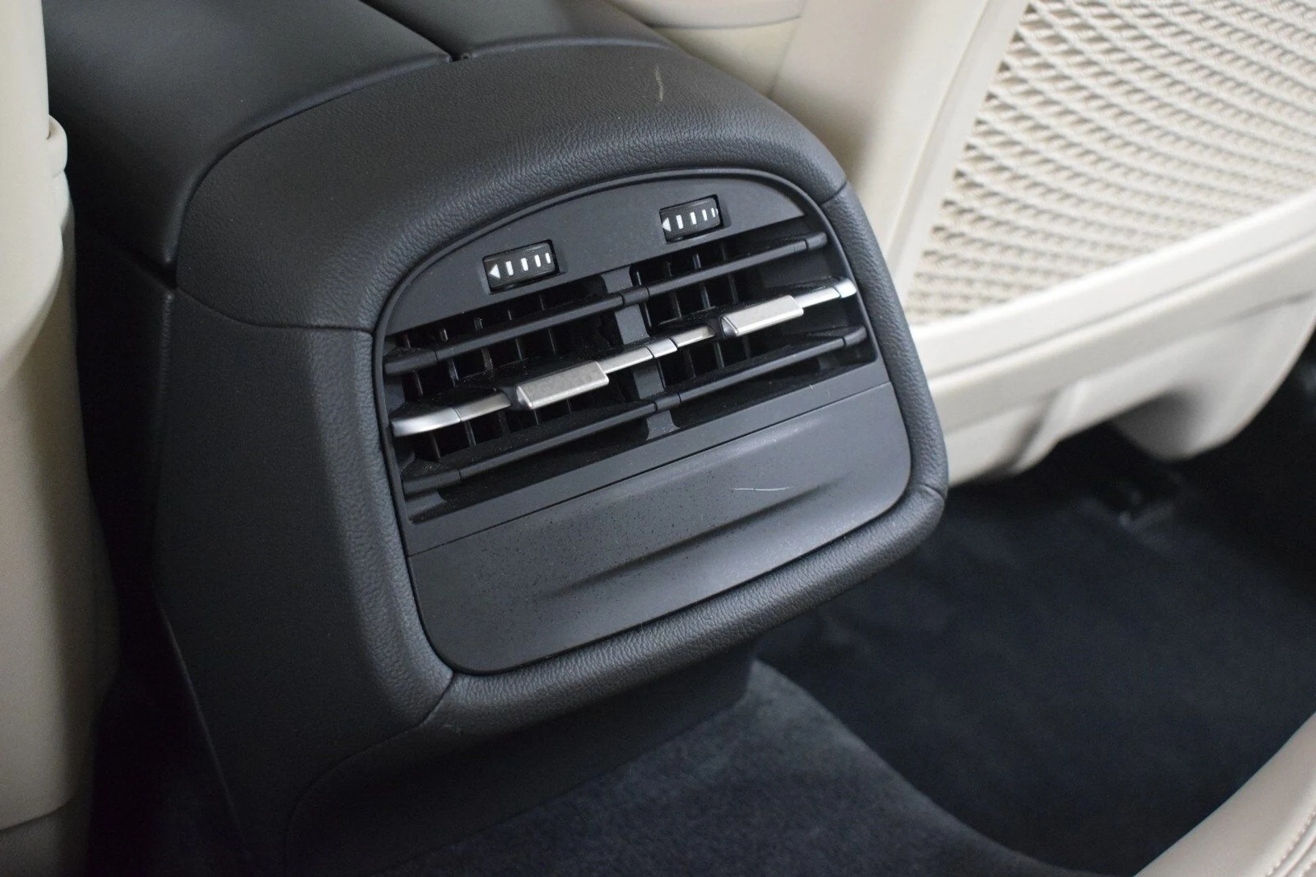 mph020_1522419711_ab2737b5384f289ffa230c9a47dbc77bx_7c298cf66c