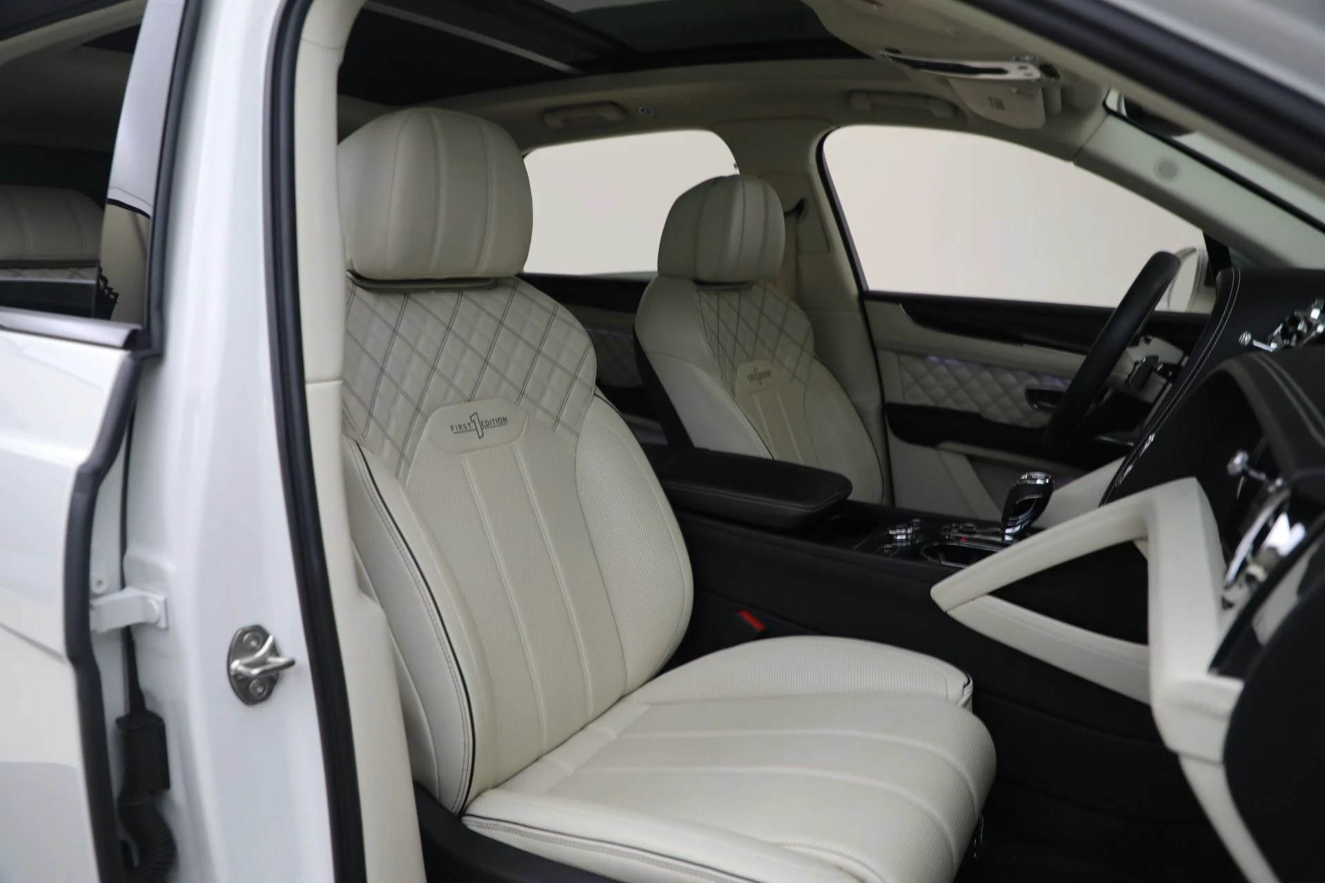 mph020_1523649696_Used_2021_Bentley_Bentayga_First_Edition_V8_839096cb49