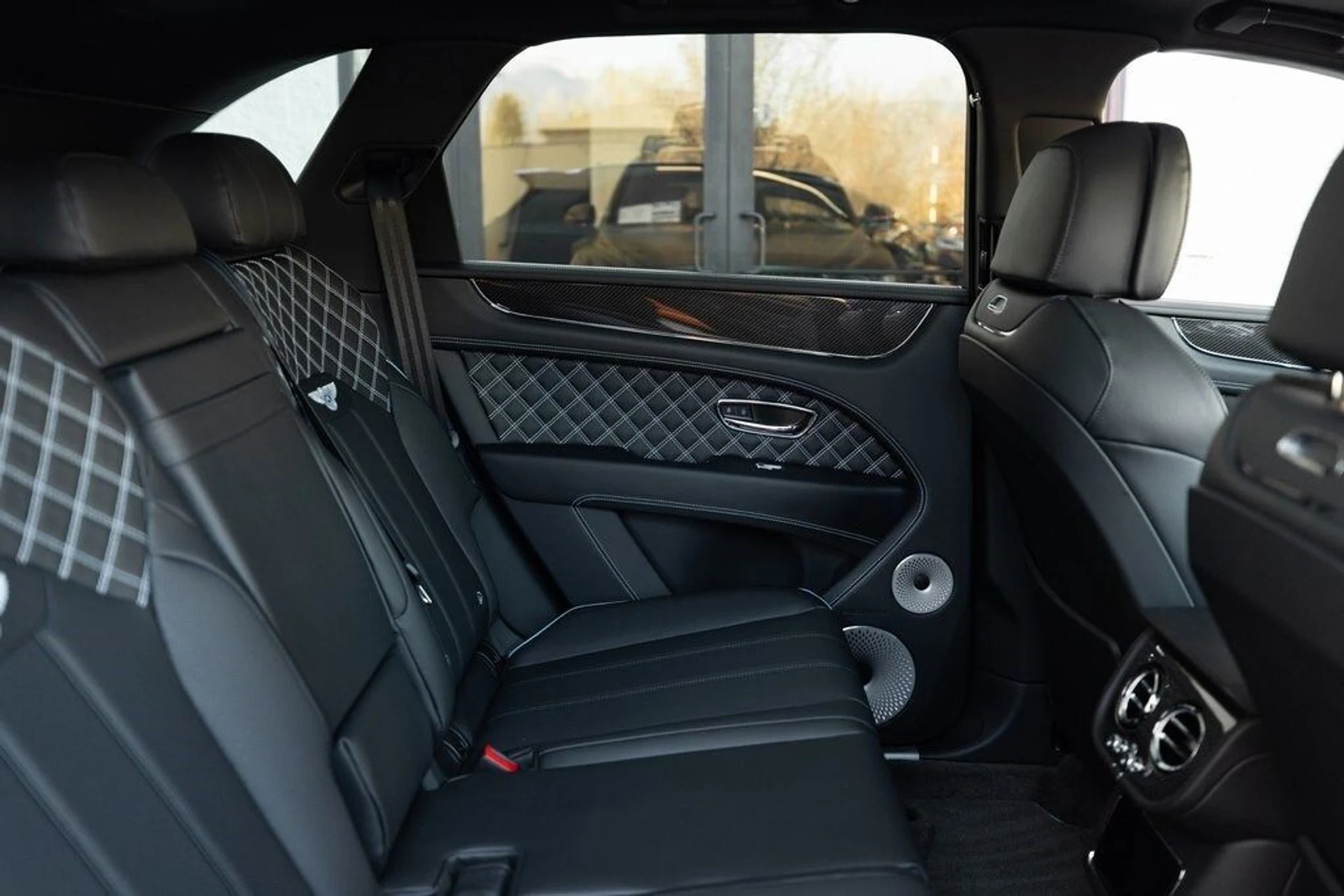 mph020_1529887902_77af83dec0a9495d5fd3f5d09d0ef50bx_03e40e9771