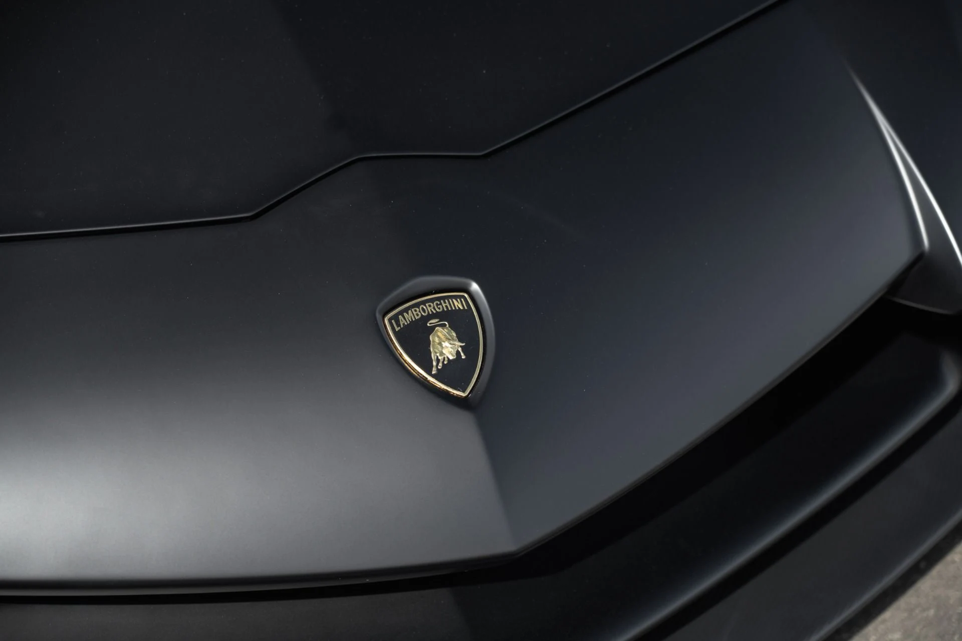mph020_1531000771_Used_2016_Lamborghini_Aventador_LP_750_4_SV_1759528221_ab39ff4801