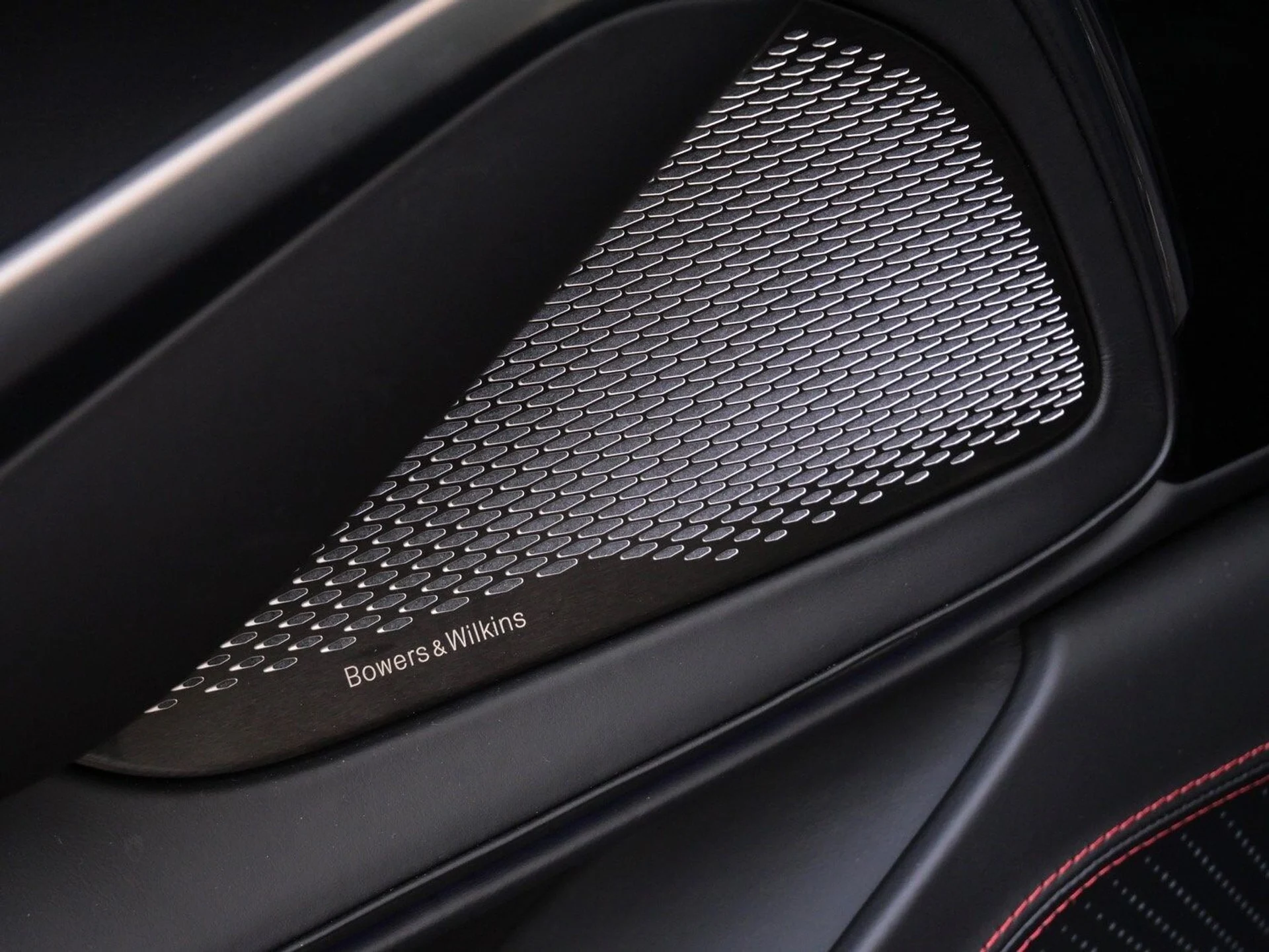 mph020_1533314978_73b25306f979ca7501e65b21d4a71a2dx_aedce26235