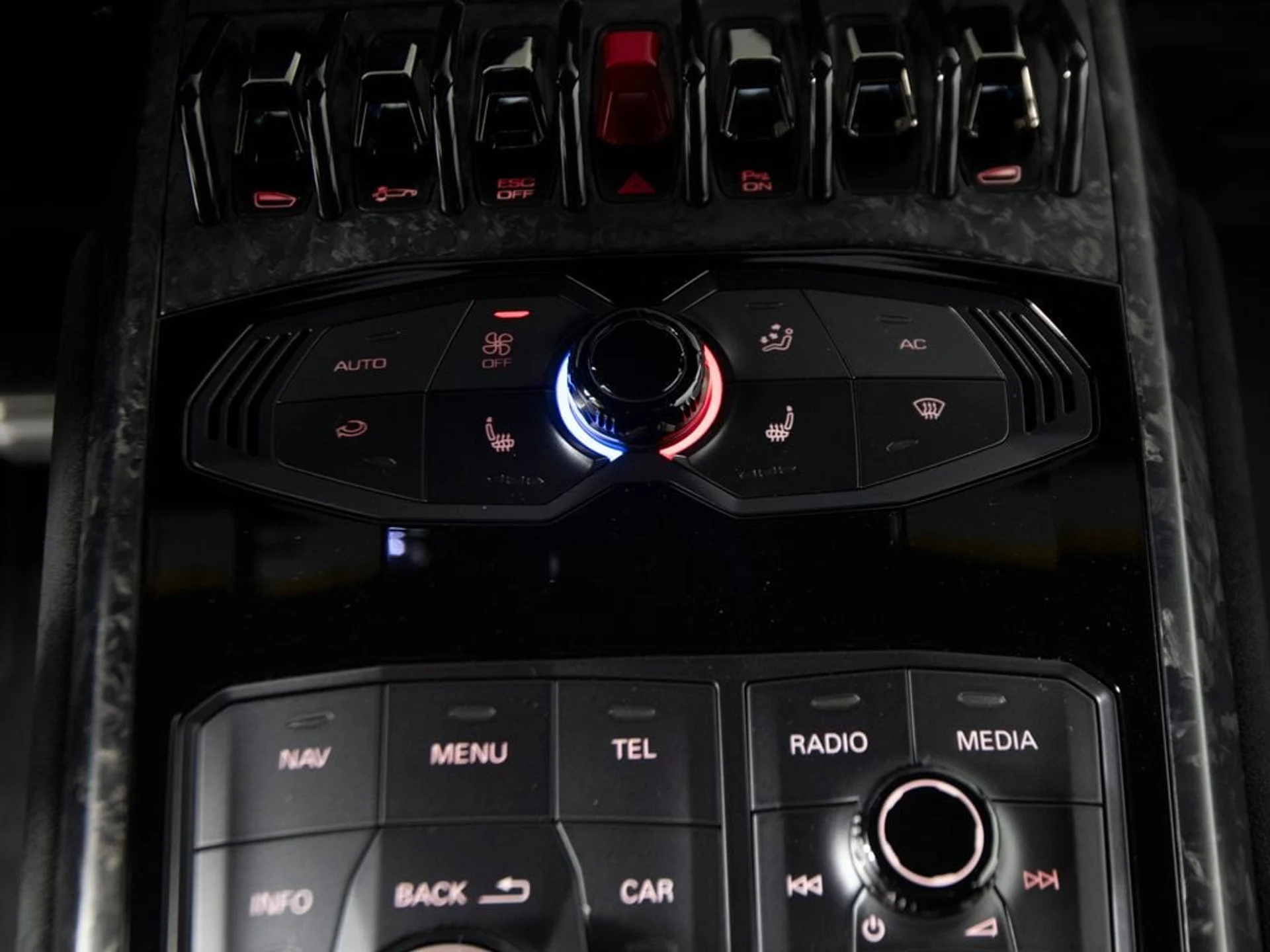 mph020_153630008_ead53b901c3b267f9a76825ebfe40851x_69c52dfabf