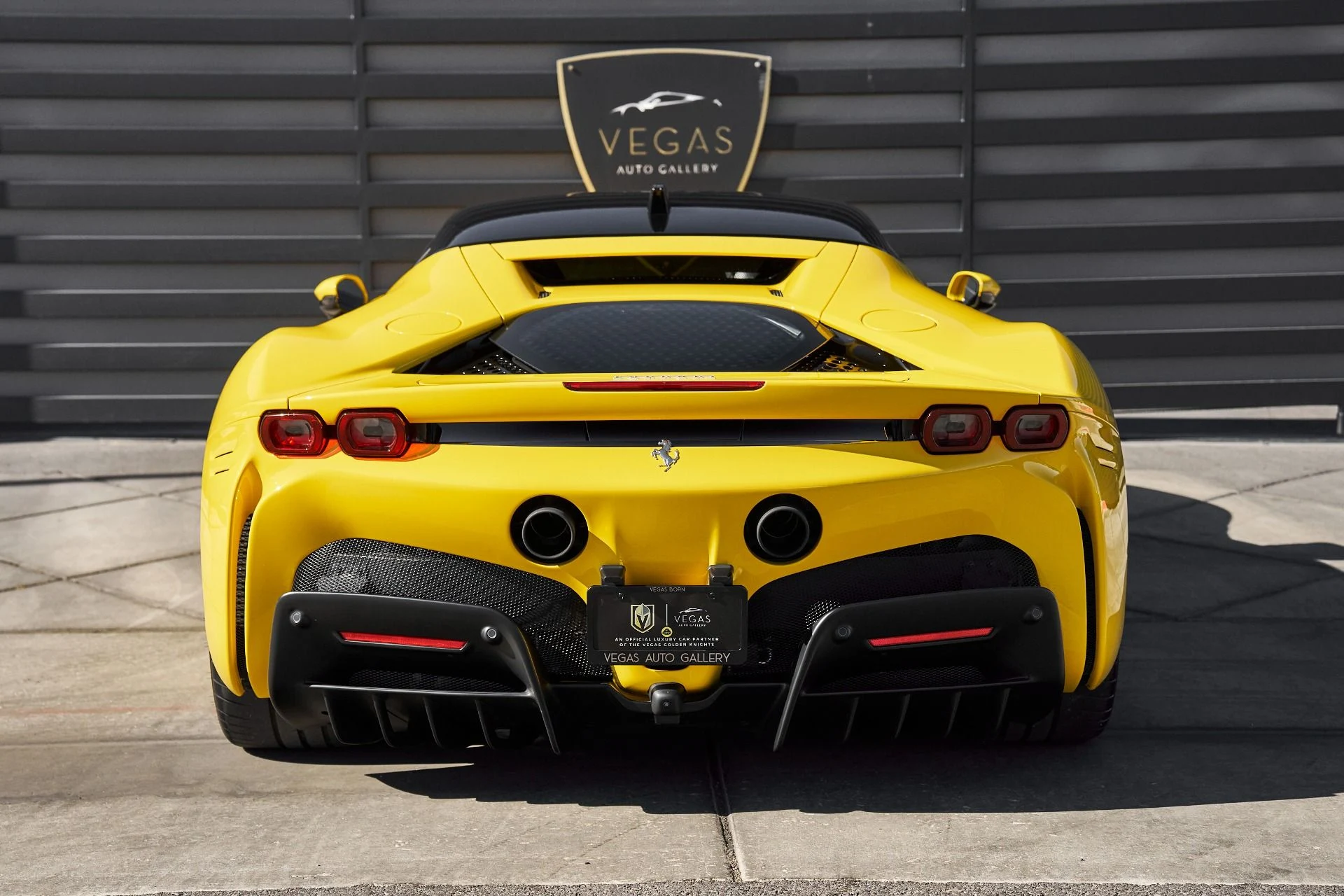 mph020_1537431028_Used_2022_Ferrari_SF_90_Stradale_Base_1762462331_b05a2e7e1e