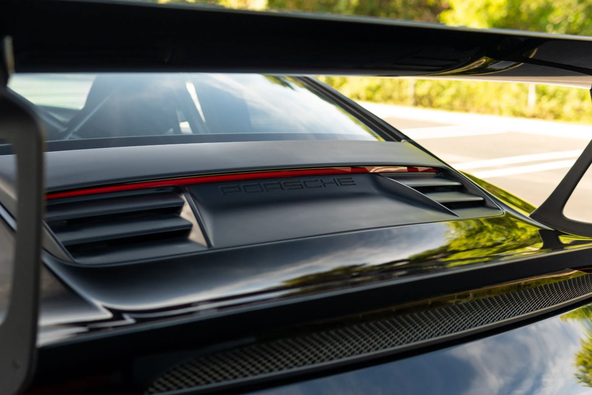 mph020_1538525338_Used_2019_Porsche_911_GT_3_RS_1765832694_6695cb10dc