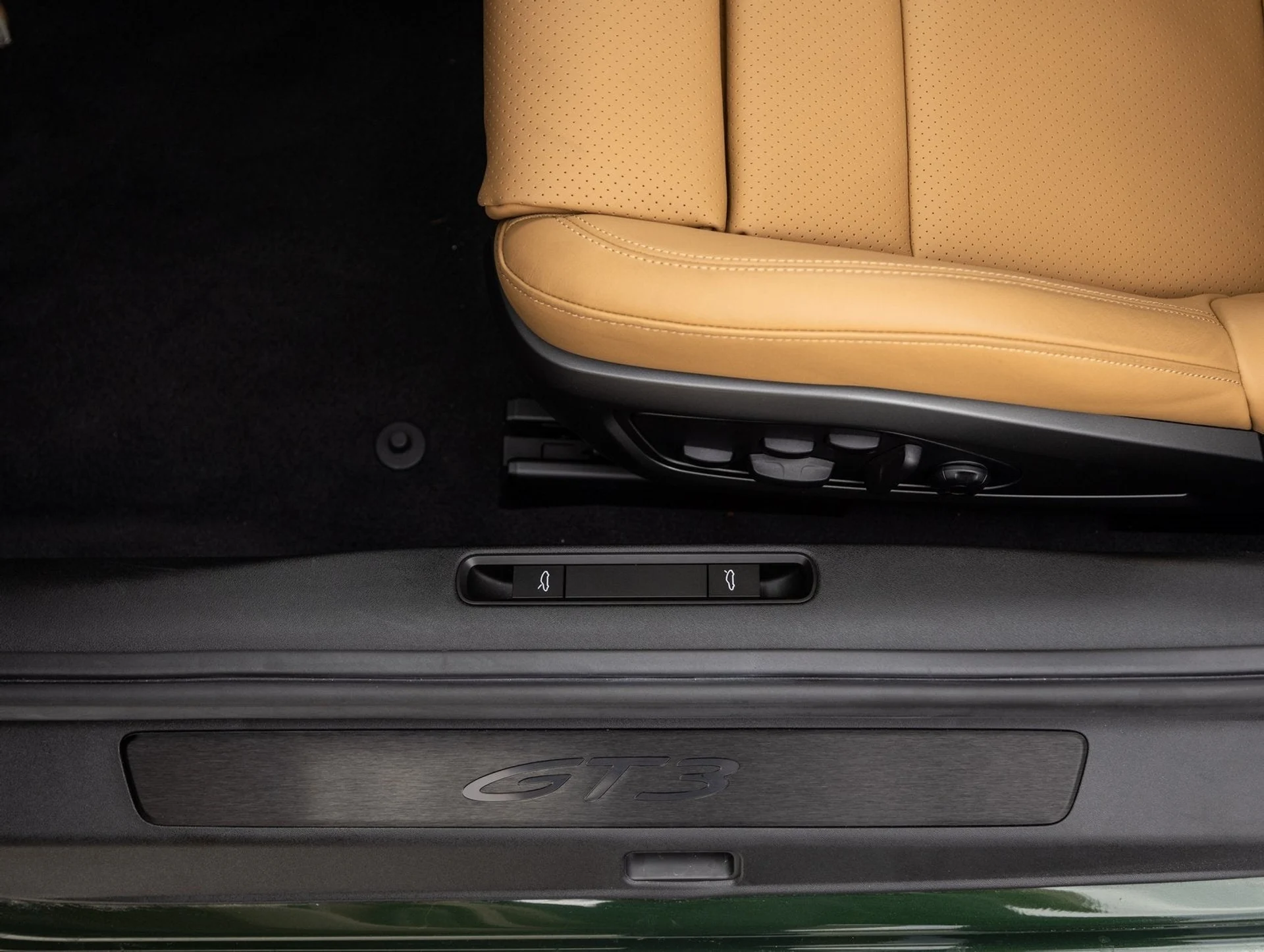 mph020_1538636980_21_4bc2da3b34