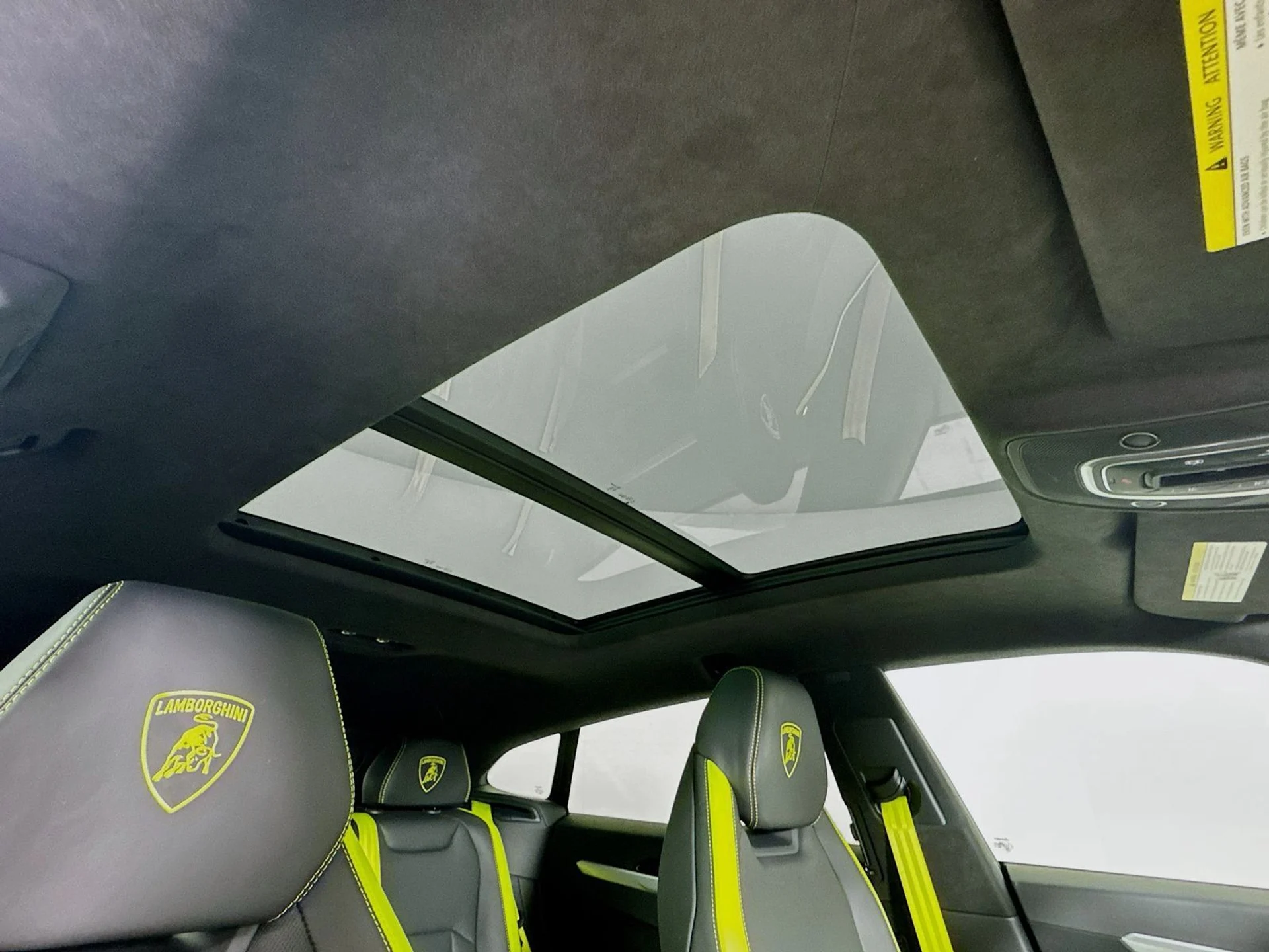 mph020_1544620655_716a89ee6b42ec52a71ee1bcac6dc7ffx_38b49fccc6