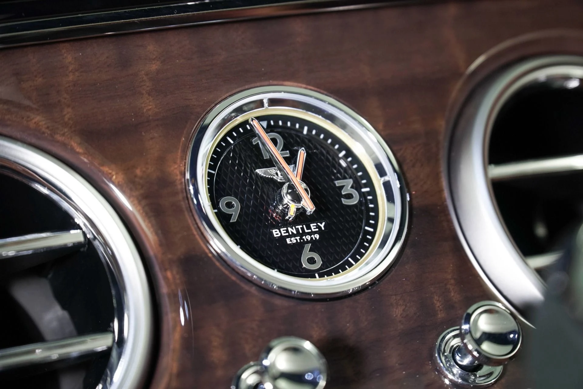 mph020_1544911423_New_2026_Bentley_Continental_GTC_Azure_1771889738_d2aaab8da6