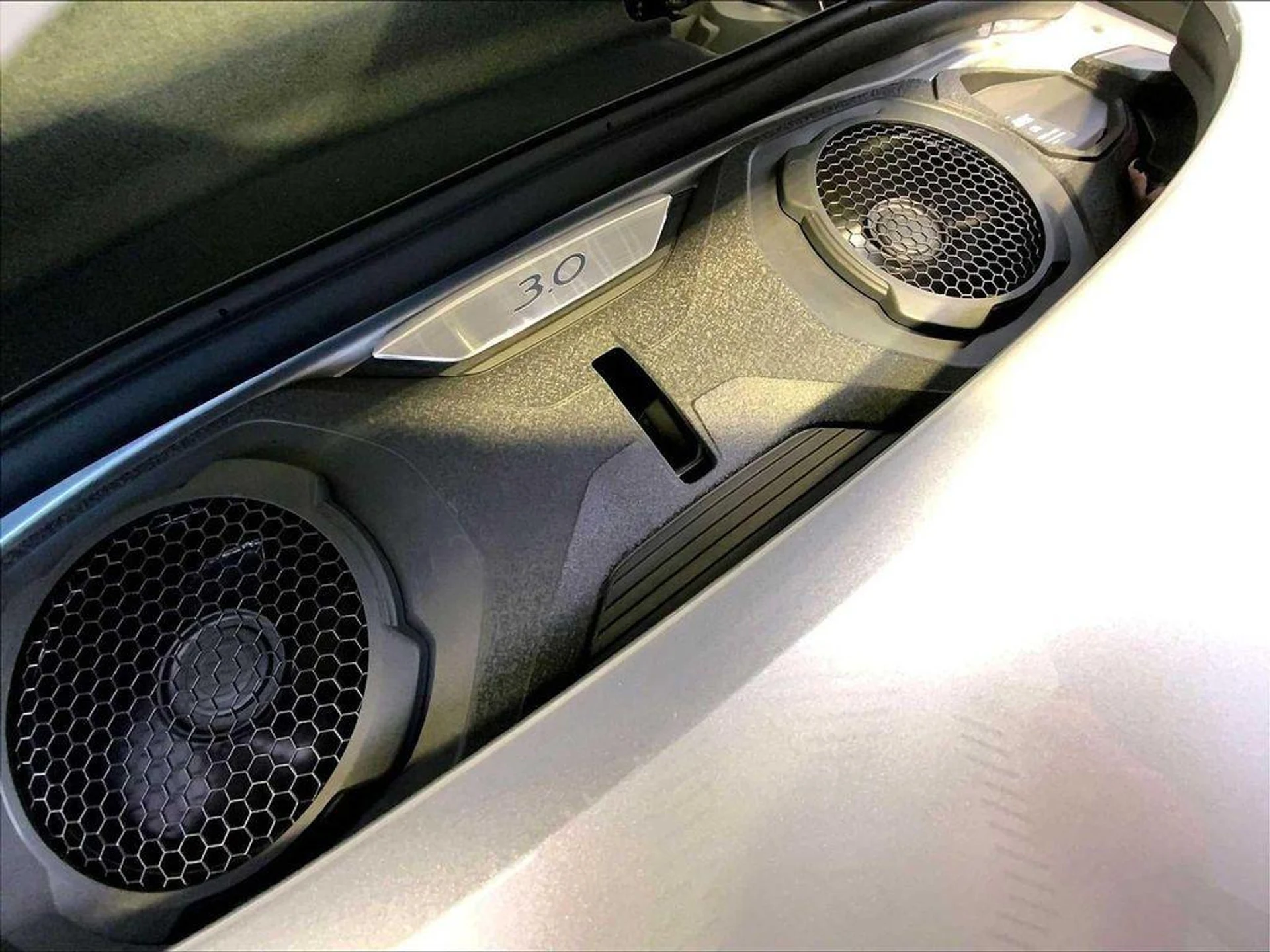 mph020_1555239427_Omk_OR_5_Q3arg_Rw_V_Fkm_5_Y3a3_LCWM_05f9c32f05