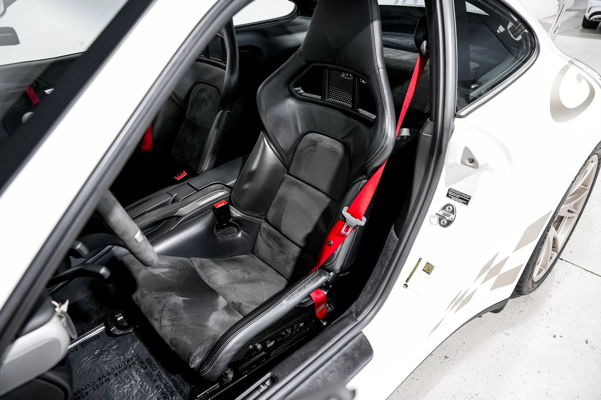 mph020_156136557_2b555f779eeea4118a2c24758a63e082x_a56c29b5eb