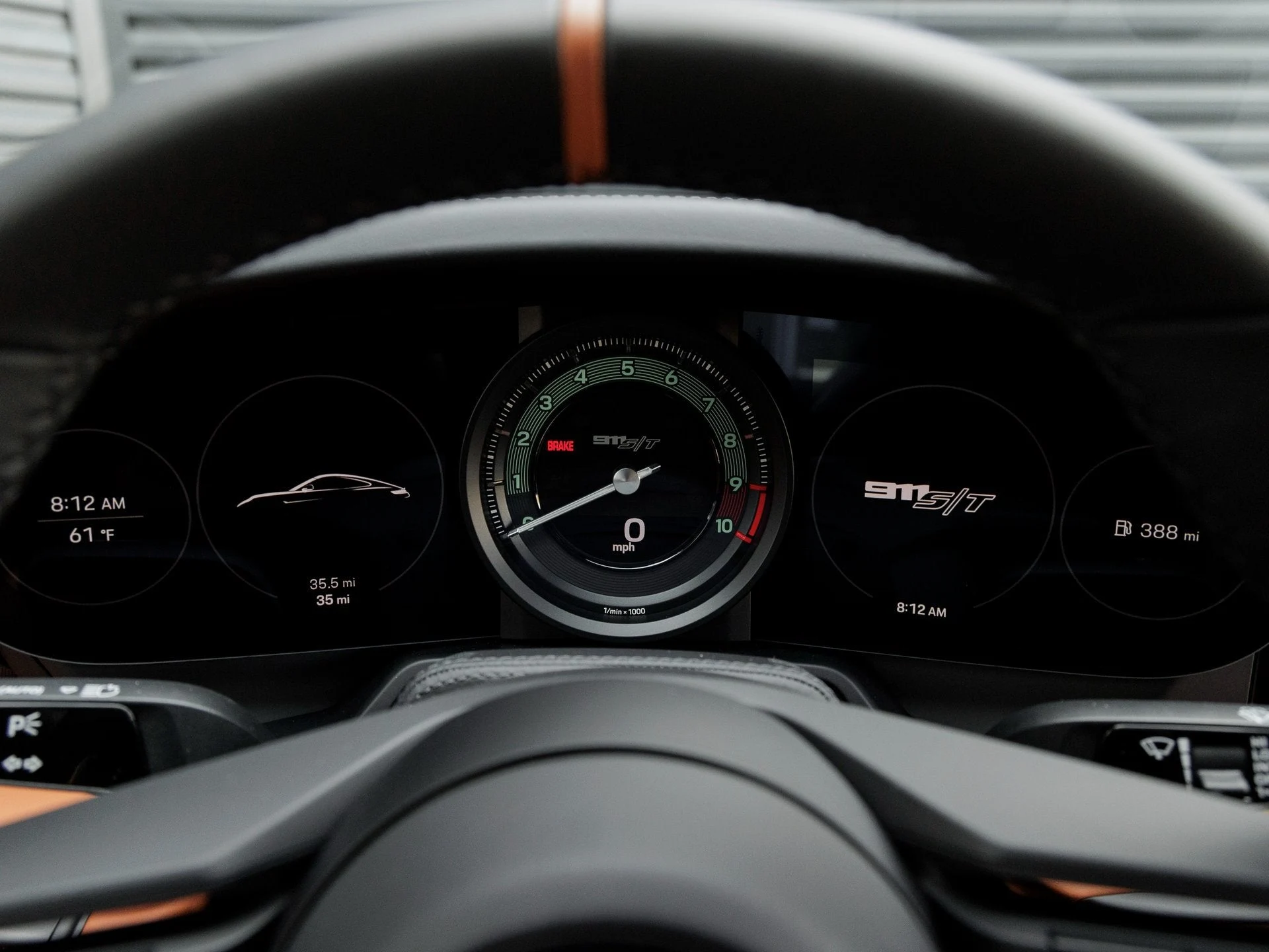 mph020_156215120_21_e366d12de3