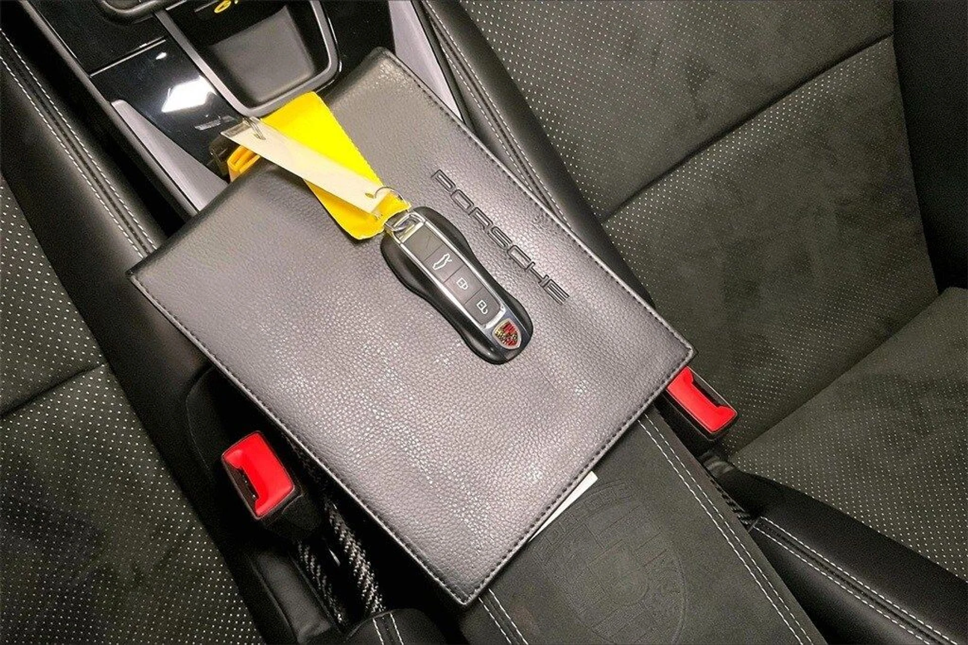 mph020_1567509485_c0f6a5570d1a7876ba3c49e5d0a553f2x_9b8a516b5e