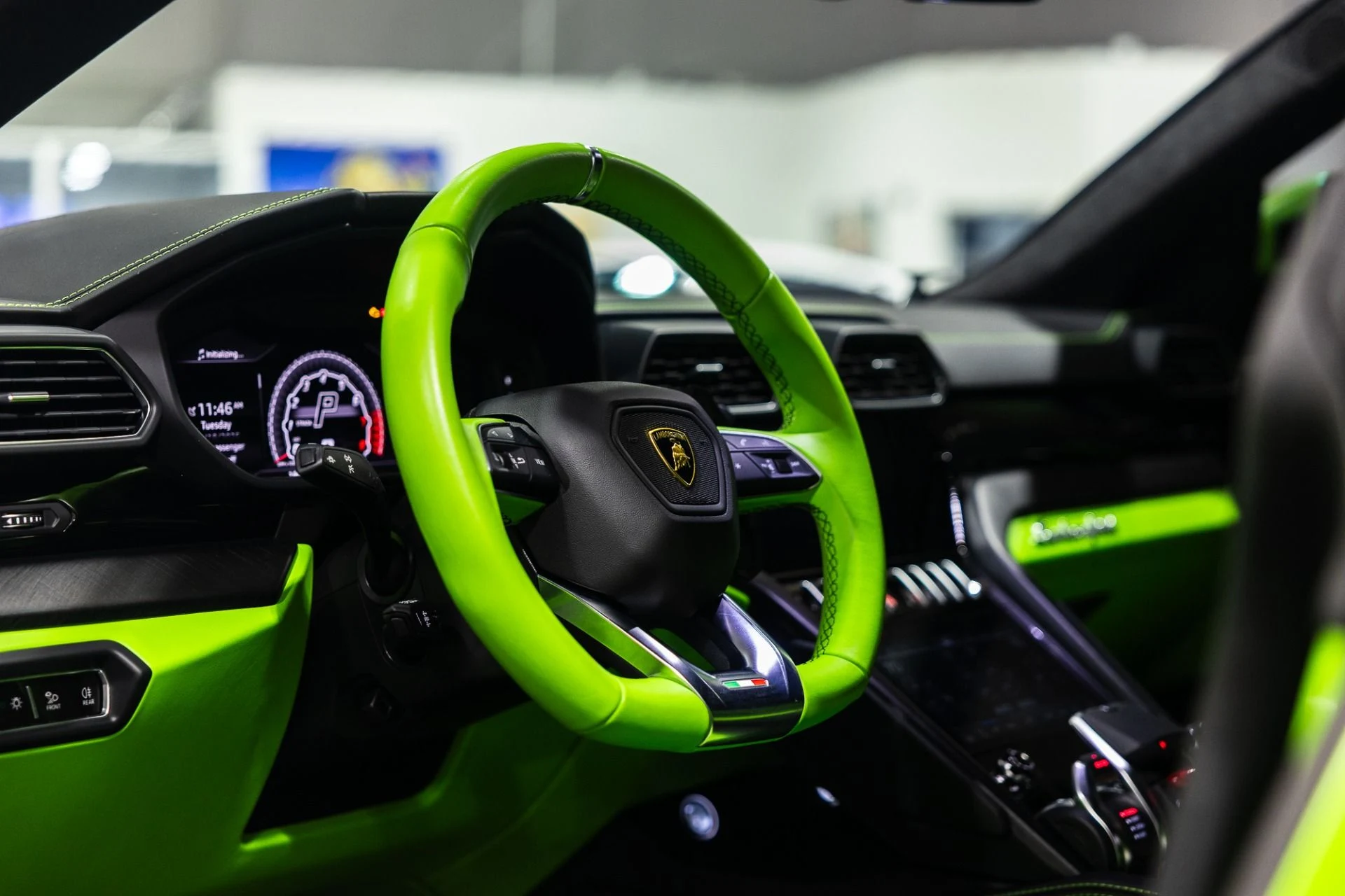 mph020_1573890101_Used_2021_Lamborghini_Urus_Verde_Mantis_Pearl_Full_Stealth_PPF_1764949074_dd5a344e78