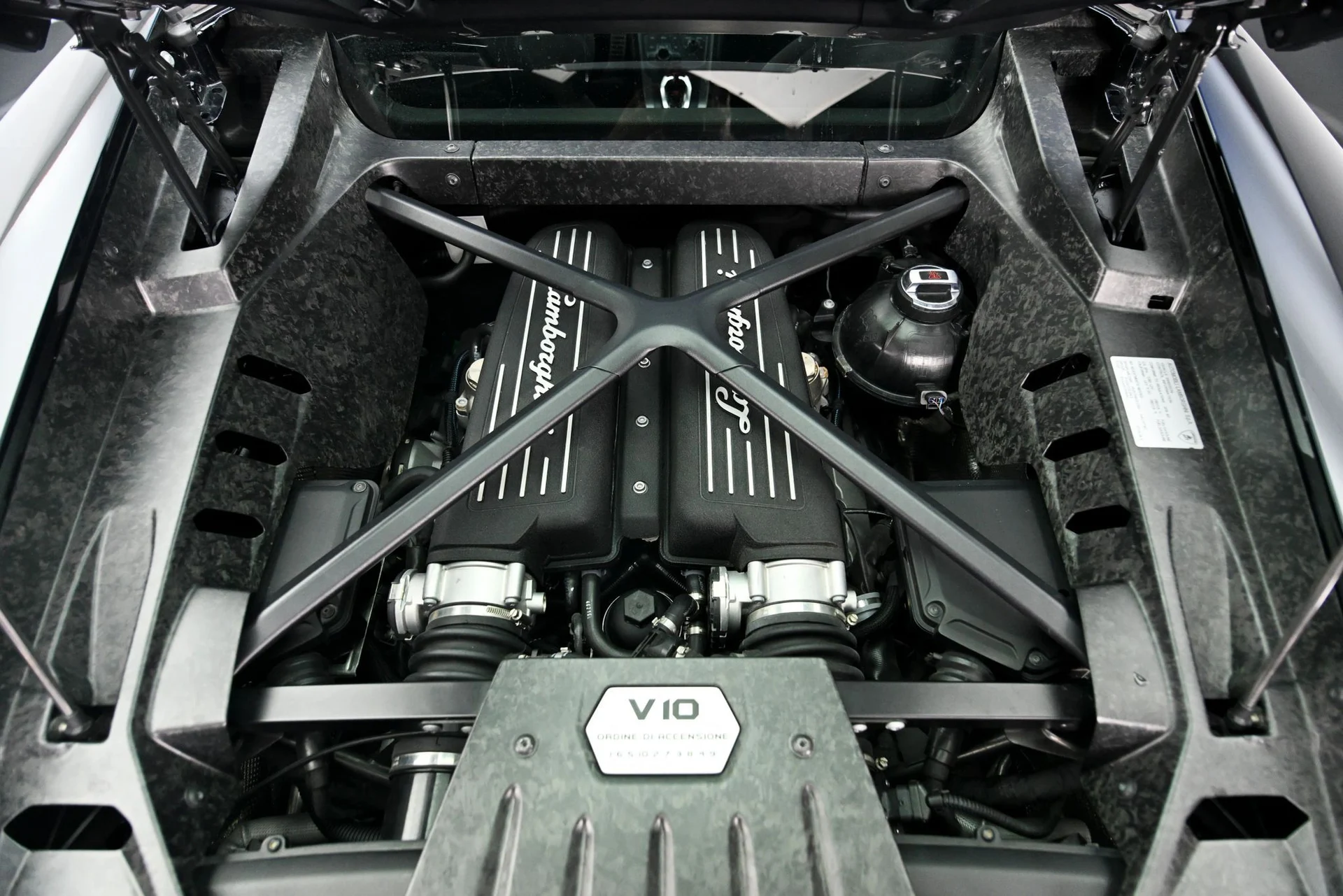 mph020_1576602437_CC_3566_engine_storage_001_ddc372d955