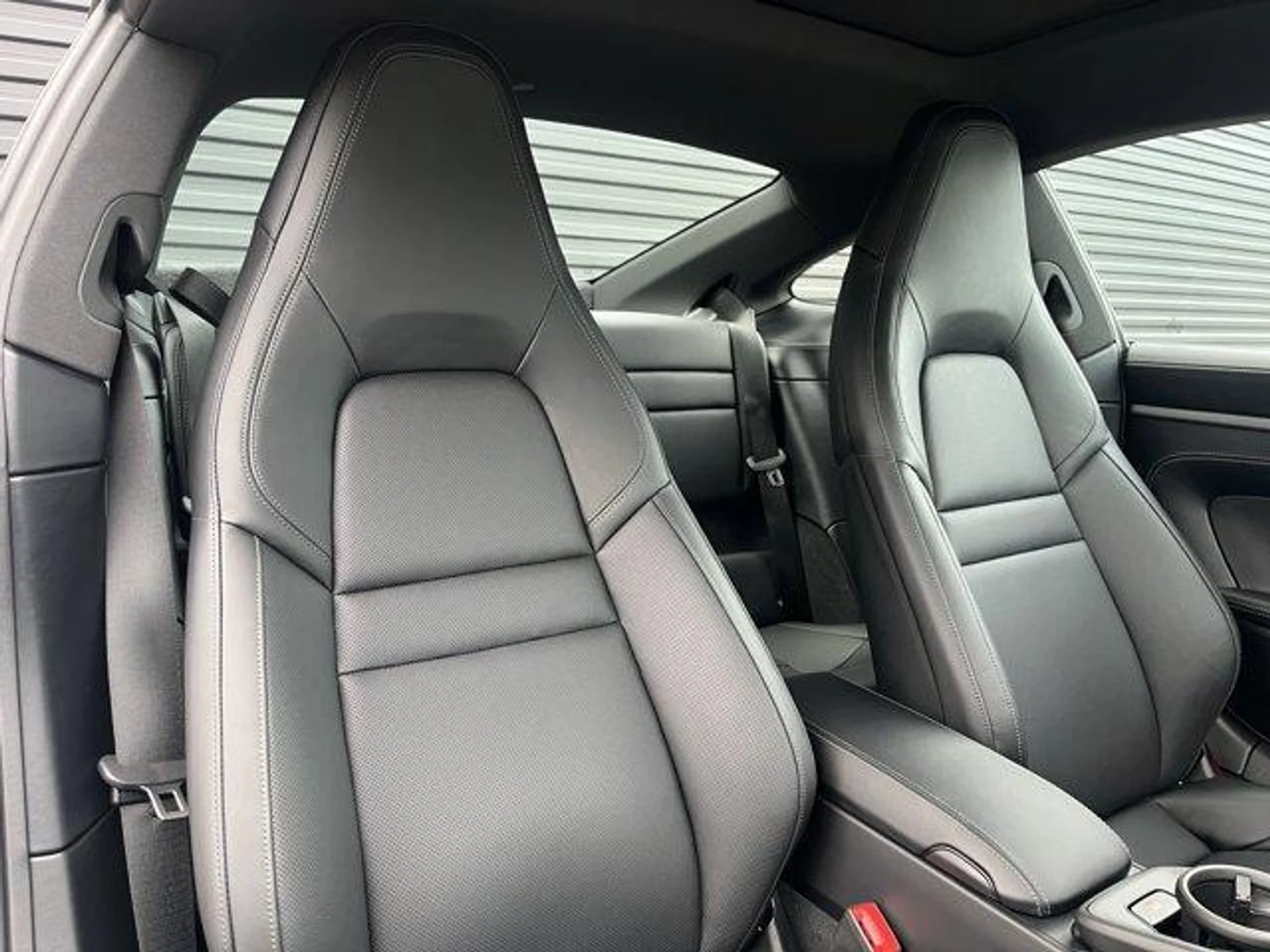 mph020_1578987272_8_H95_F68s_YTU_Vi5g9h8_Fj_W_Sx_GMQE_a0727cee4d