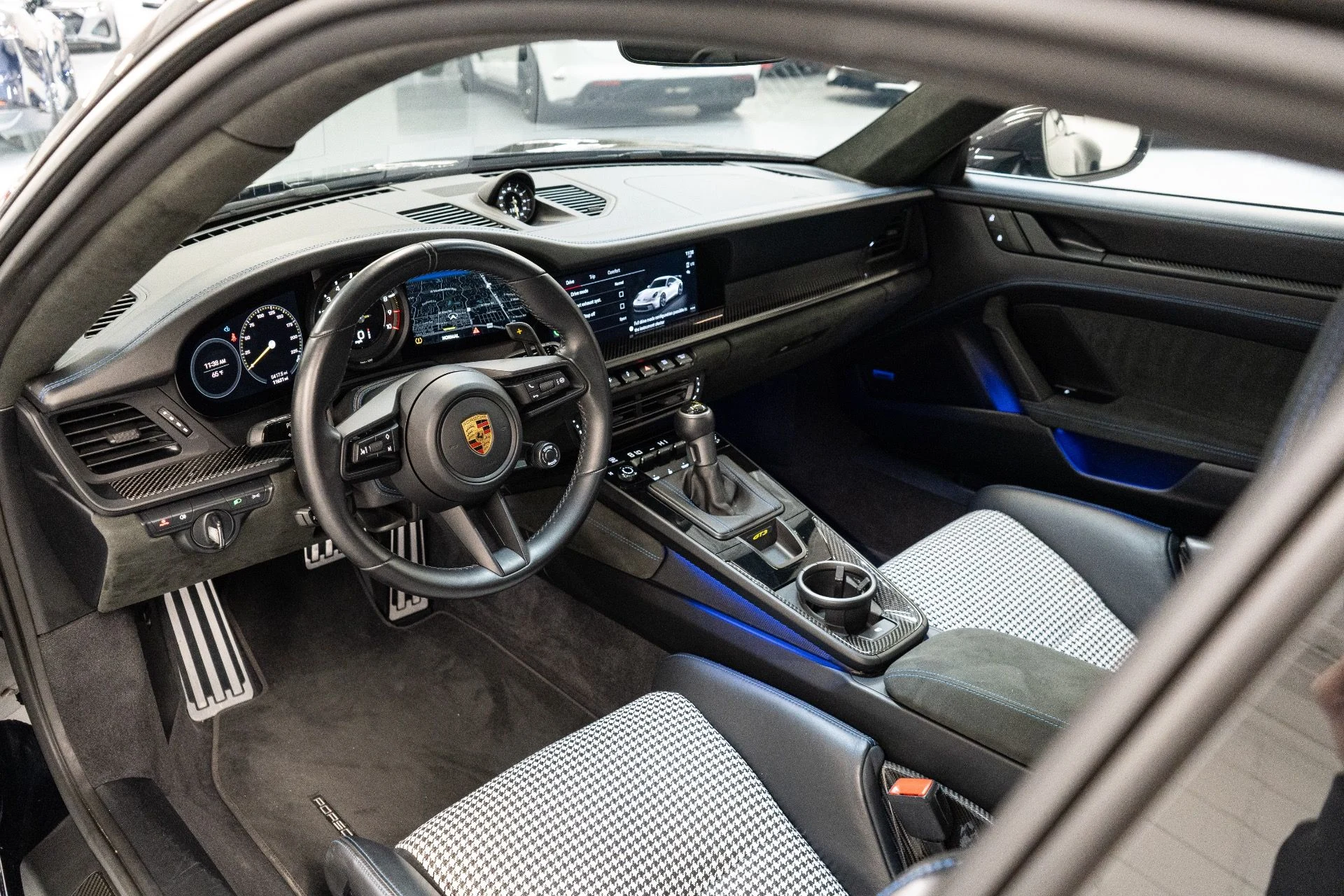 mph020_1581942948_Used_2022_Porsche_911_GT_3_1766000908_50992e7178