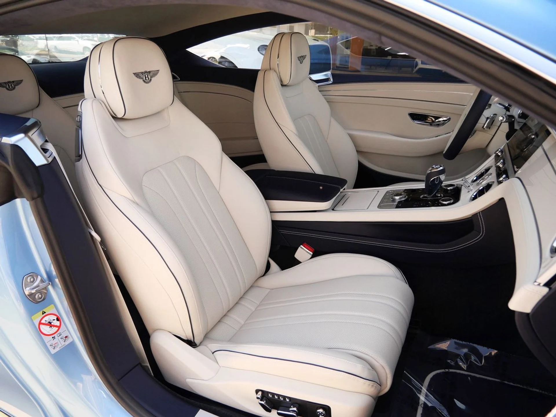 mph020_1583739549_2328734d18497b14b033f049a60750cfx_2dbde2d646