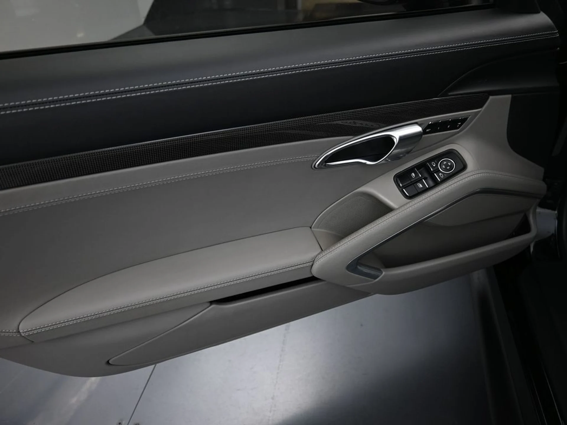 mph020_1589171217_c507fe30e559f5474a8f57a2fbe64d80_37d3930741