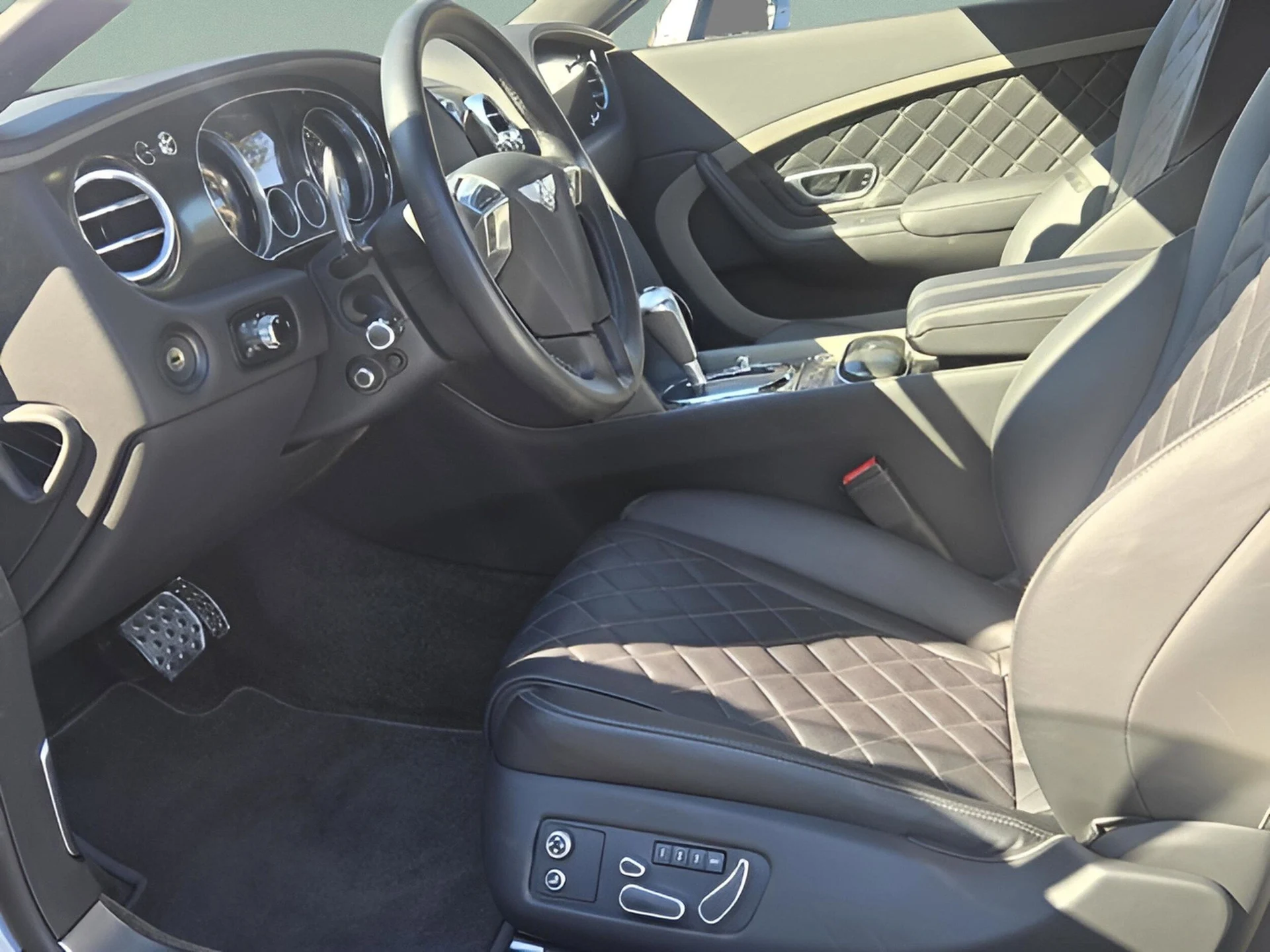 mph020_1594173755_d1768381750d3c1c62105f4a280c742dx_8b3dbdd00c