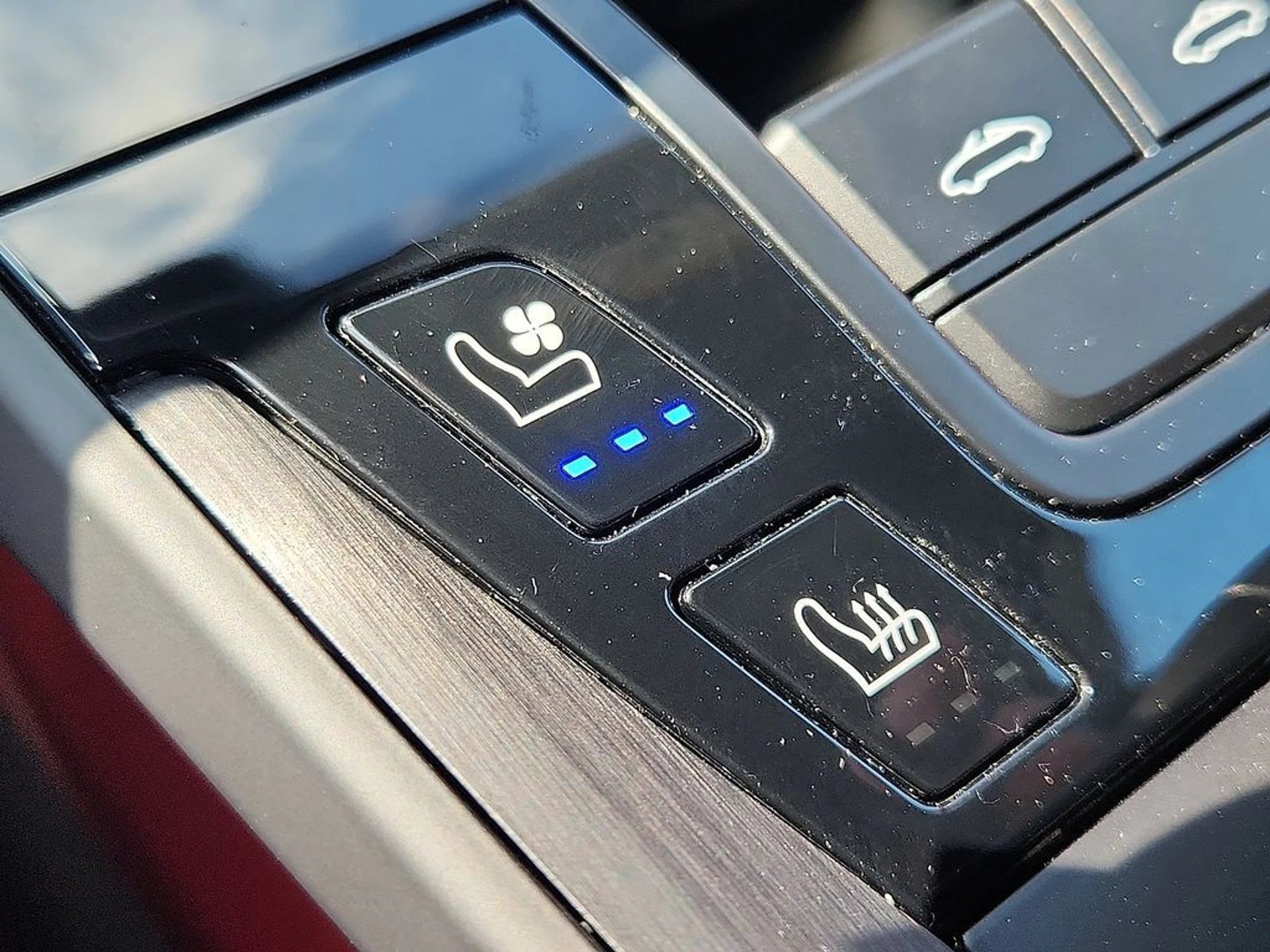 mph020_1595059107_ed9aaacf21fa77ec7826c2cf898bf0c3x_107a937555