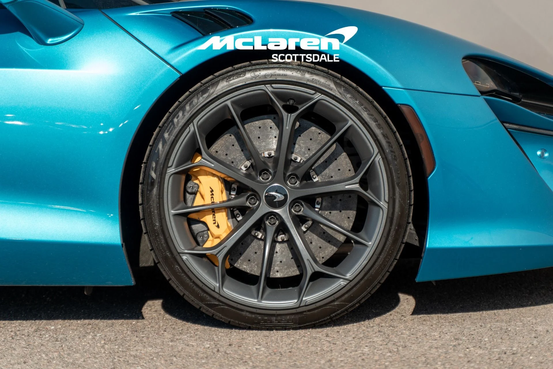 mph020_1604997934_Used_2023_MCLAREN_ARTURA_1758922569_846ad38a53