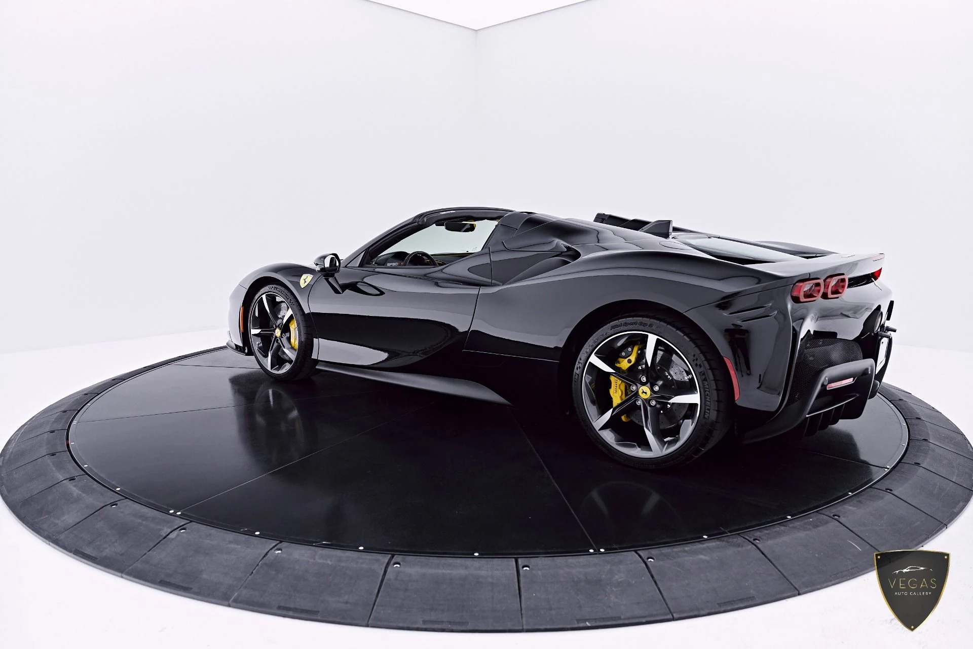 mph020_1613148841_Used_2024_Ferrari_SF_90_Spider_Base_1783038340_42491a4a29
