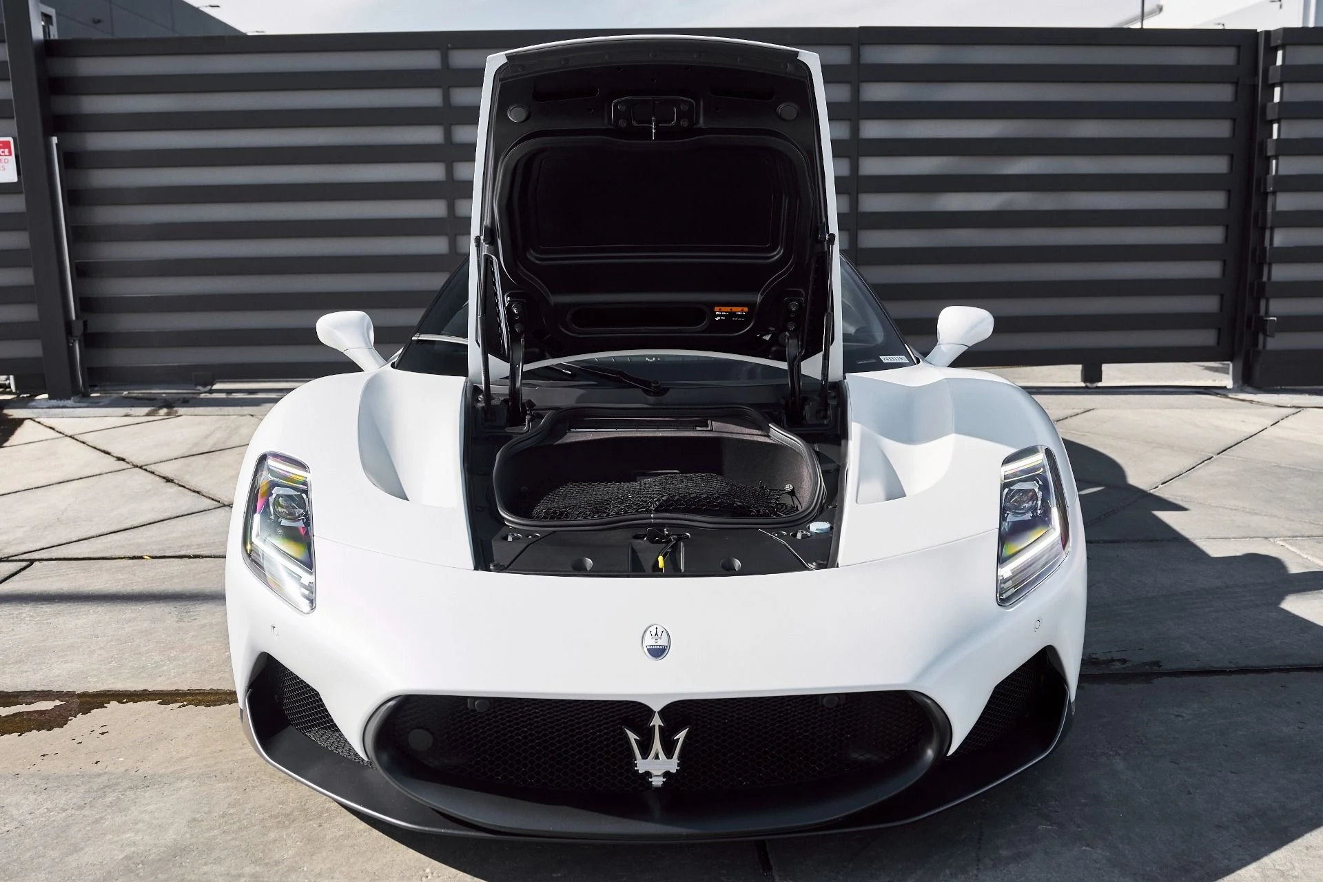 mph020_1615552096_Used_2023_Maserati_MC_20_1769481183_23b970d438