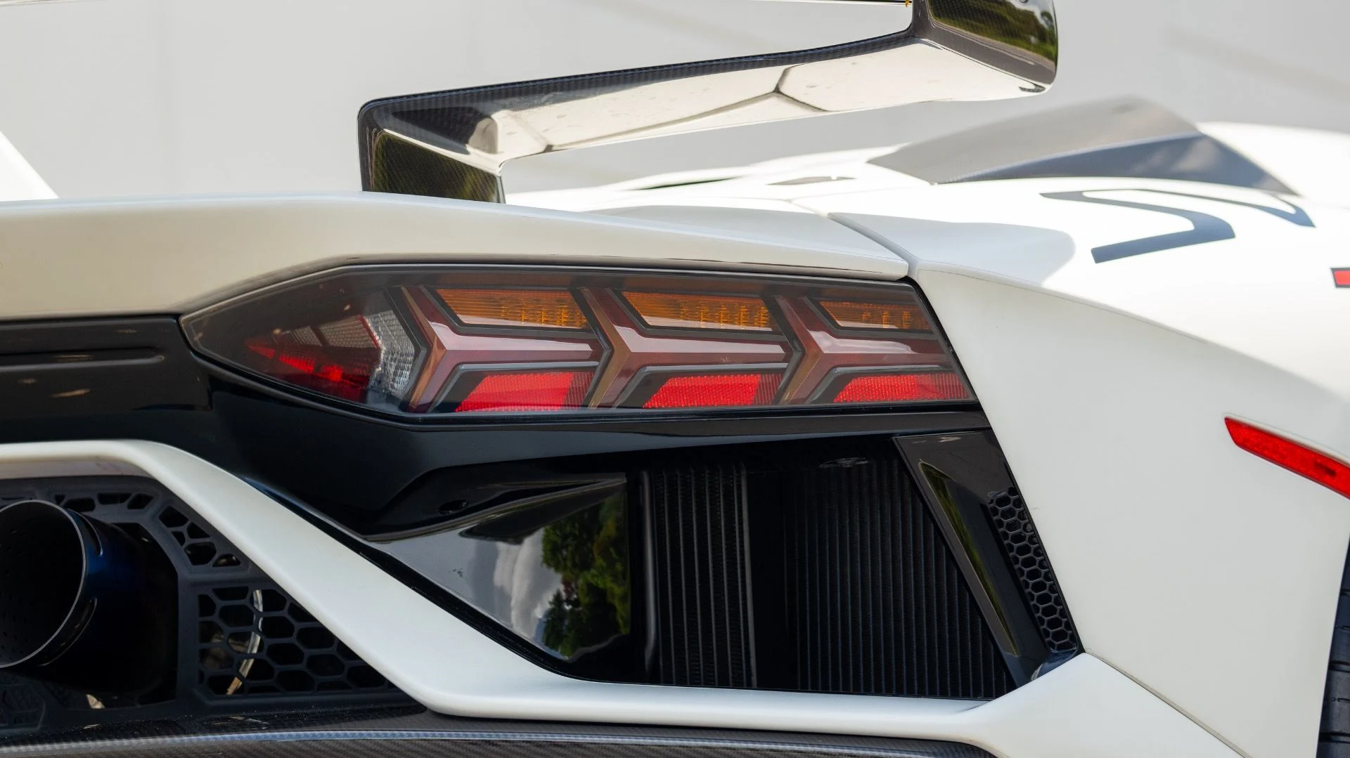 mph020_1617358885_Used_2019_Lamborghini_Aventador_LP_770_4_SVJ_1754340799_60e6a94379