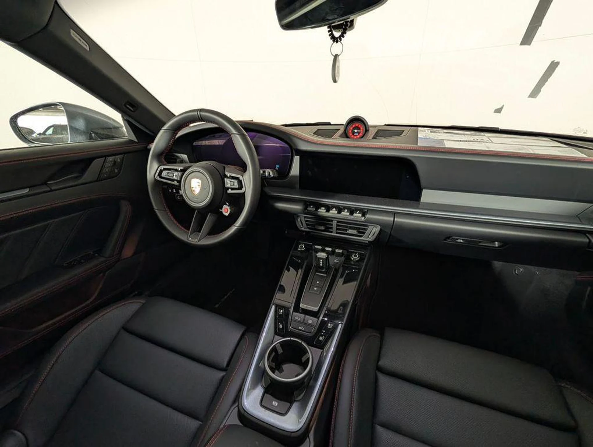 mph020_1622420577_a_U8v0r63_Rr_Nva_K70_ZVV_0shl_Nrcc_a7e413a4bf