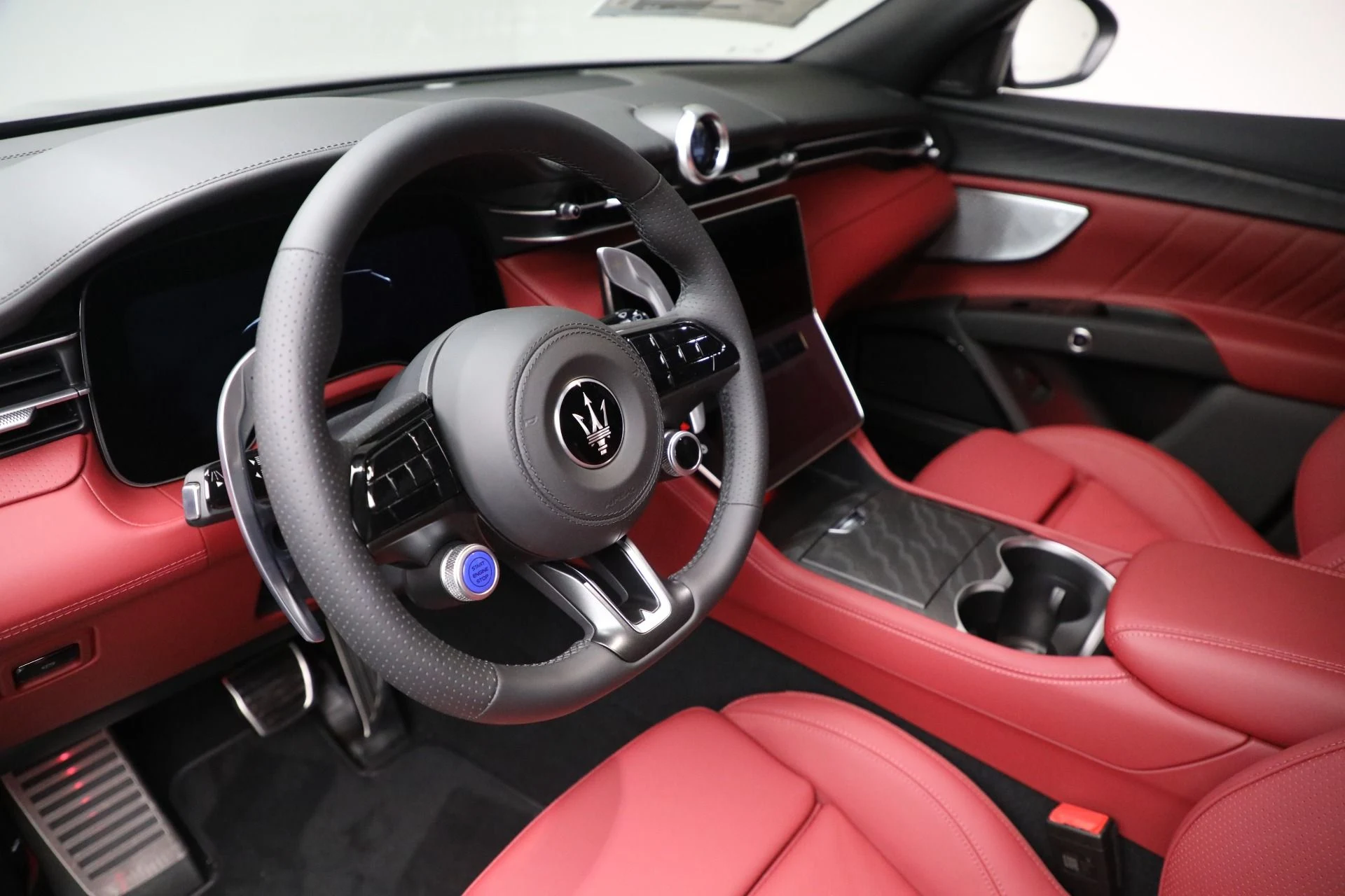 mph020_1626745475_New_2025_Maserati_Grecale_d649c63ef3