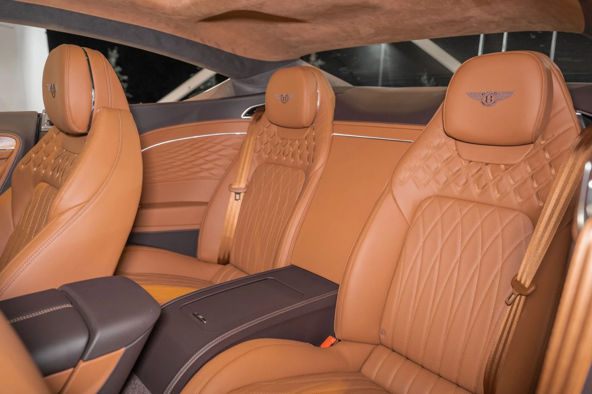 mph020_1627050892_Used_2026_Bentley_CONTINENTAL_GT_AZURE_V8_1761679827_8a3324312e