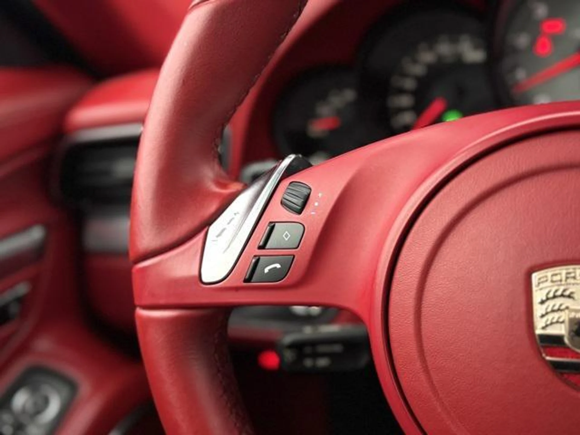 mph020_1630961054_yz_Hptp_XVTDPVVB_6_Iteqj_S9z_XQQ_ae67d6ccc2