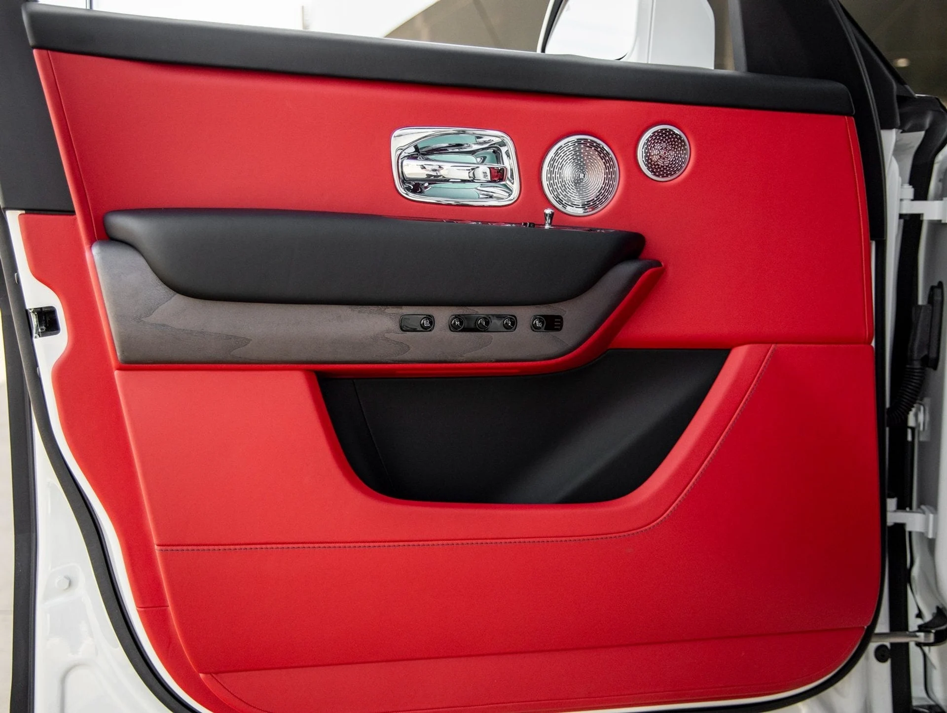 mph020_1637216053_21_57bf905128