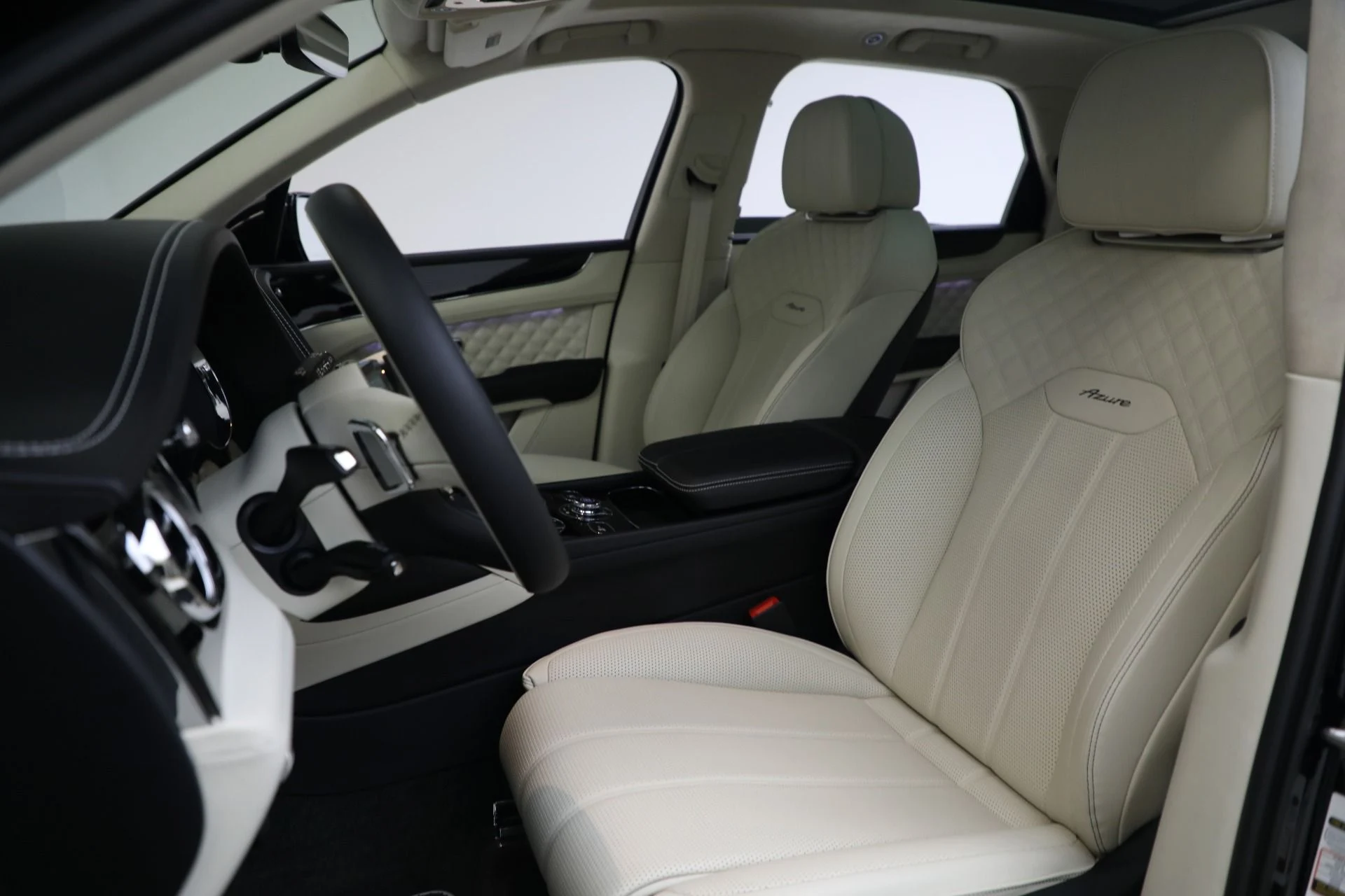 mph020_1662278544_Used_2023_Bentley_Bentayga_Azure_V8_ceafb6168b