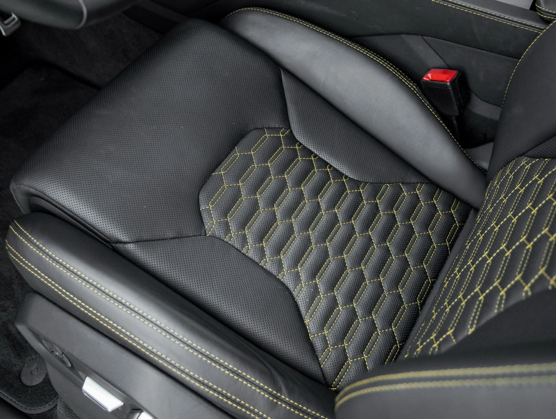 mph020_1670965369_21_4f6a612826