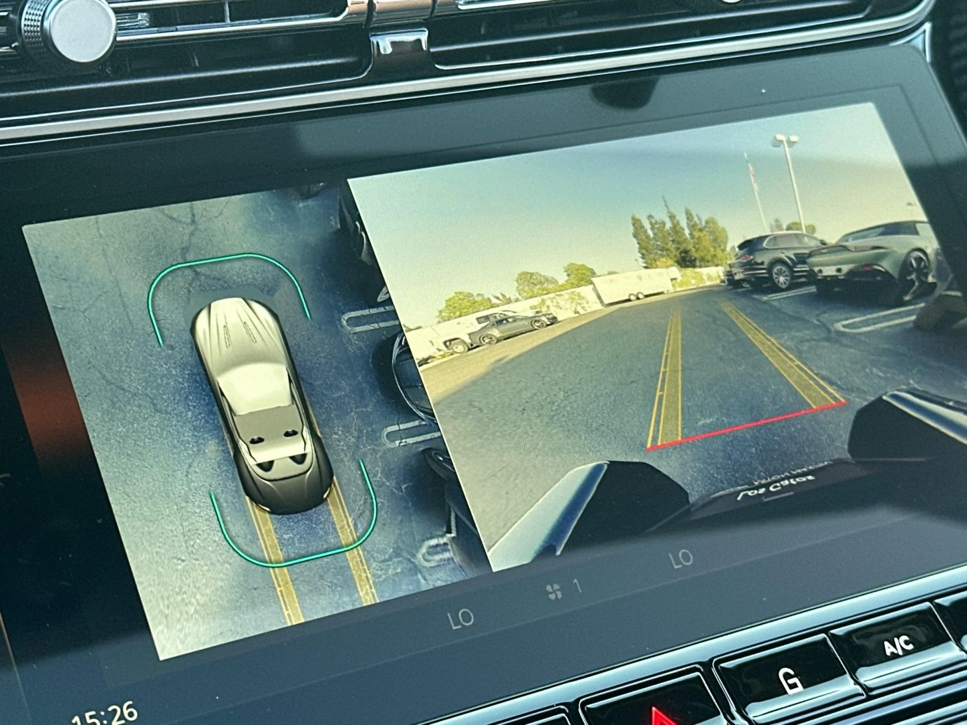 mph020_1672053624_New_2026_Aston_Martin_DB_12_Volante_1764169865_60dffbf90e