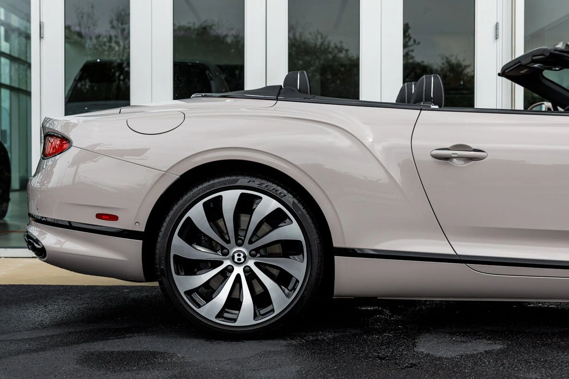 mph020_169226482_54395c59be07fa8e3c0ec051a3fab56bx_4ce608e507