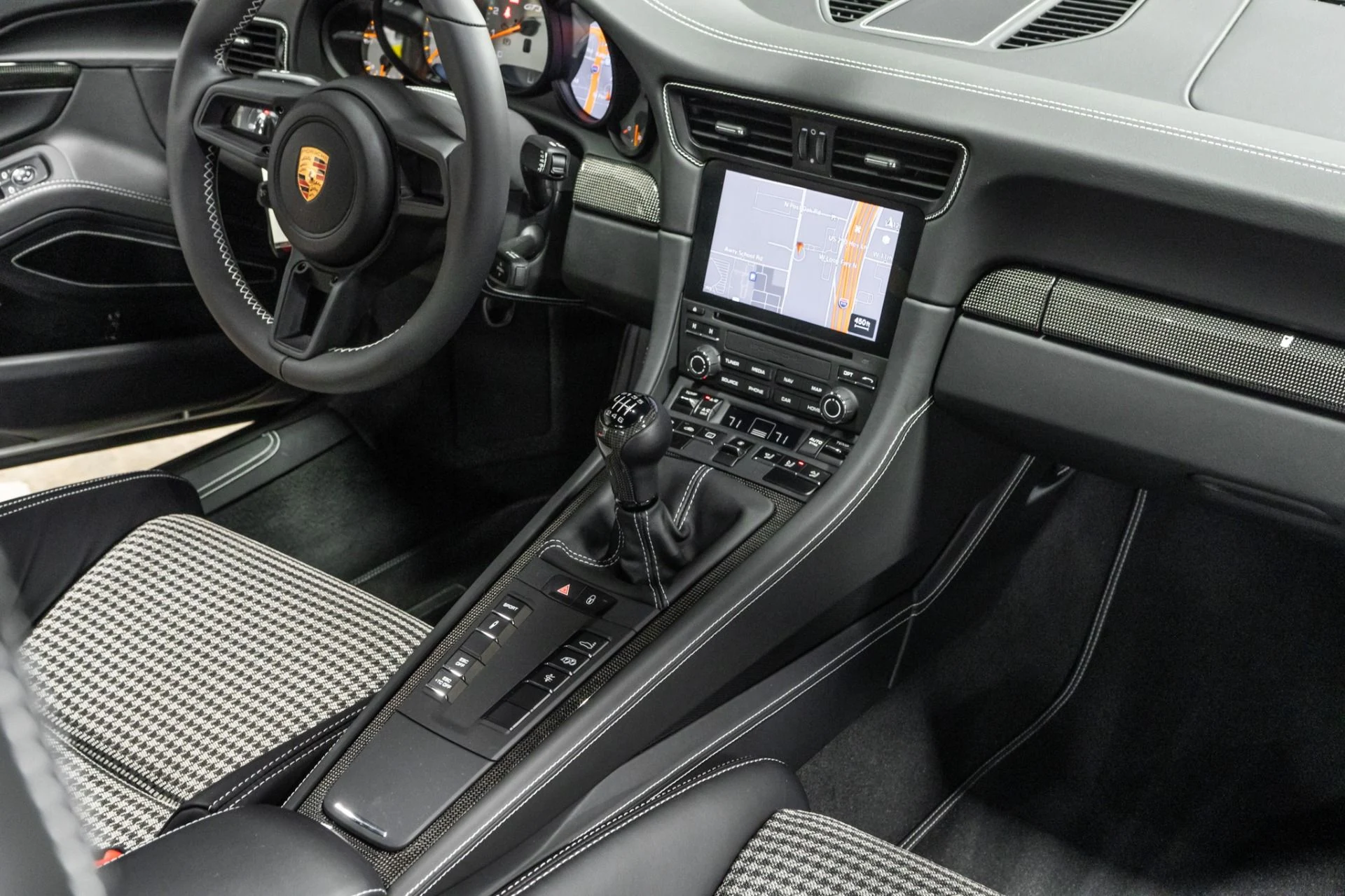 mph020_1695482349_Used_2018_Porsche_911_GT_3_Touring_1756161352_097021a75f