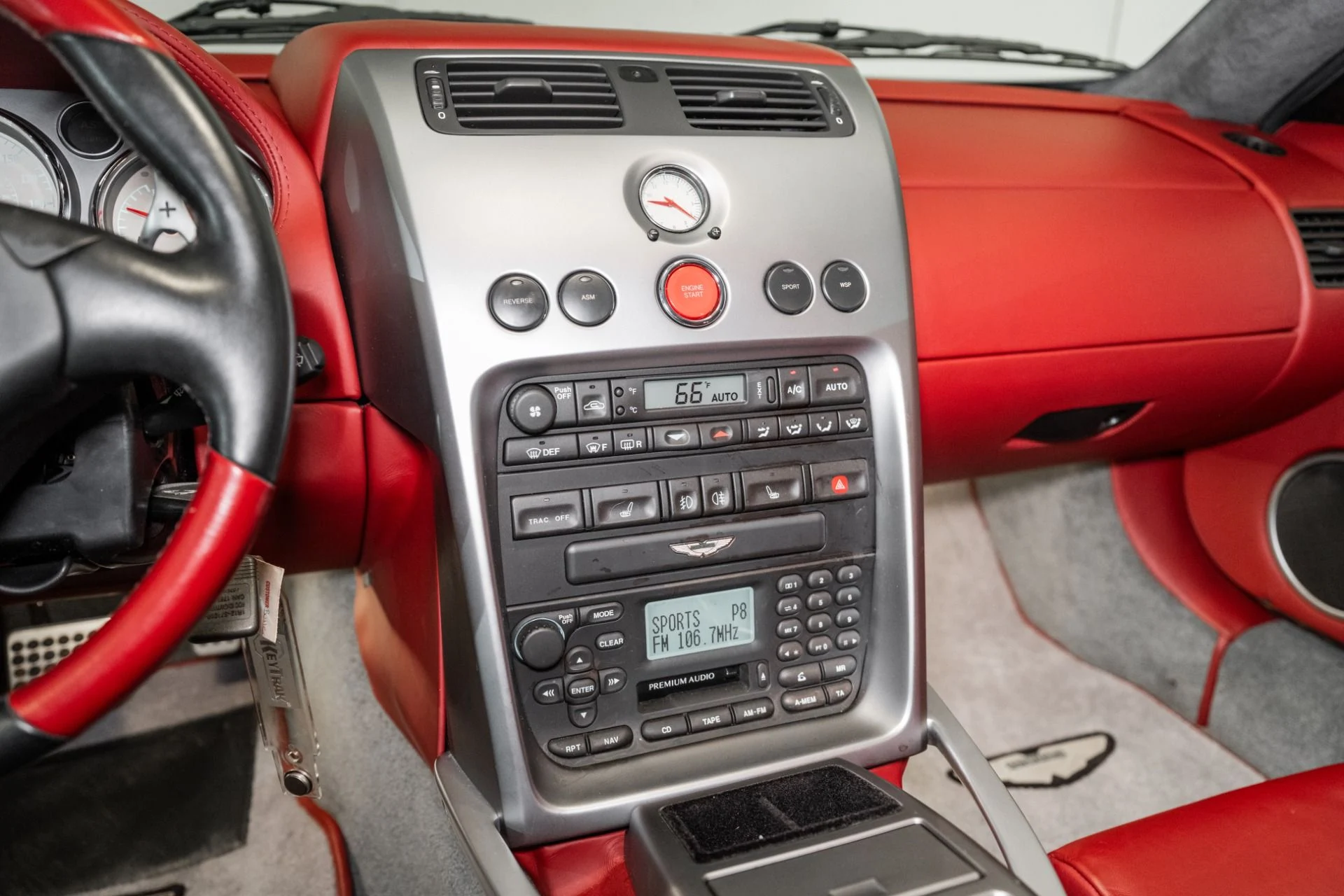 mph020_1696642912_Used_2002_Aston_Martin_Vanquish_V12_1750947116_f959f3aa6d