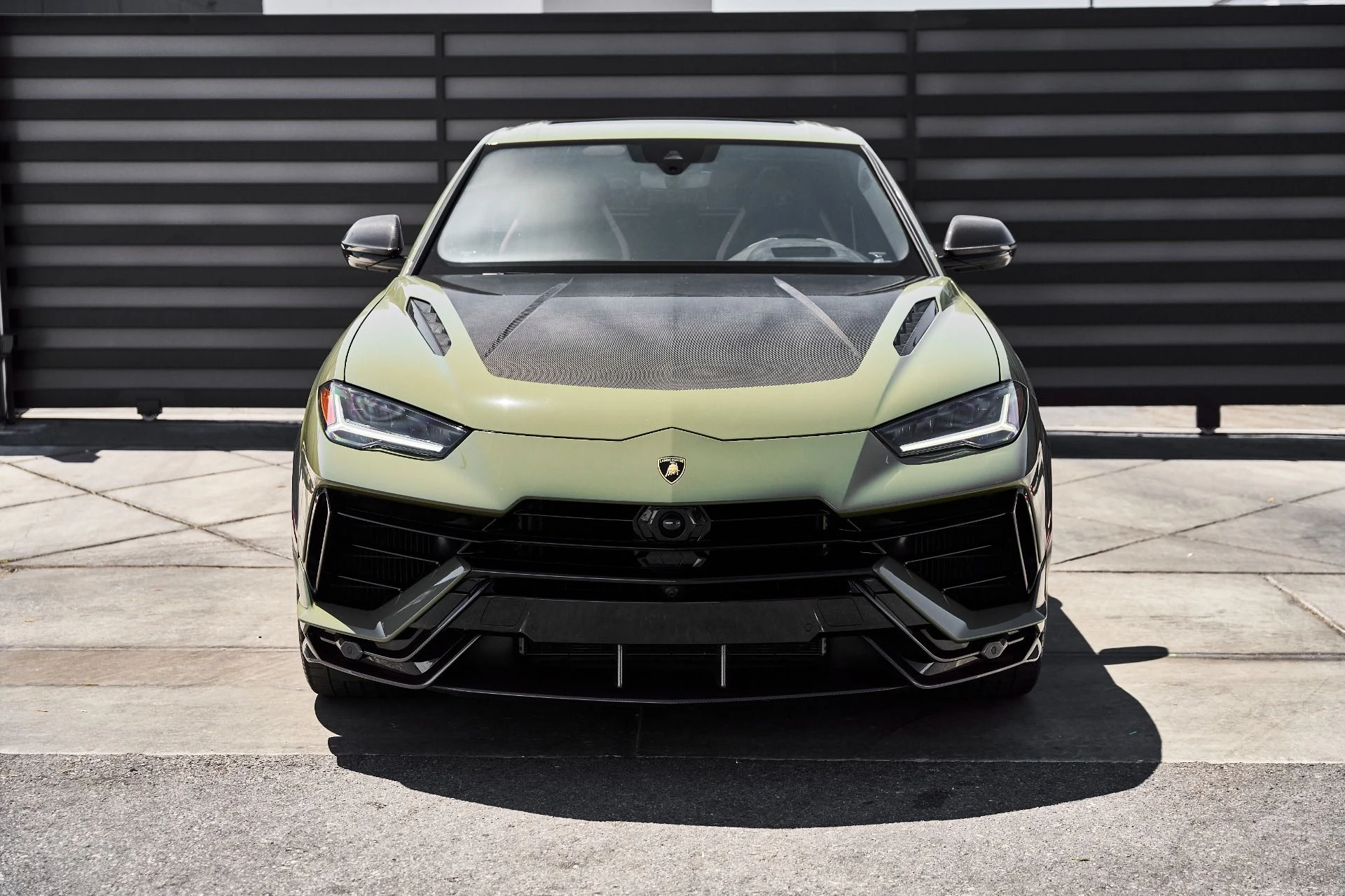 mph020_1696833358_Used_2023_Lamborghini_Urus_Performante_1778288897_884c12a5c4