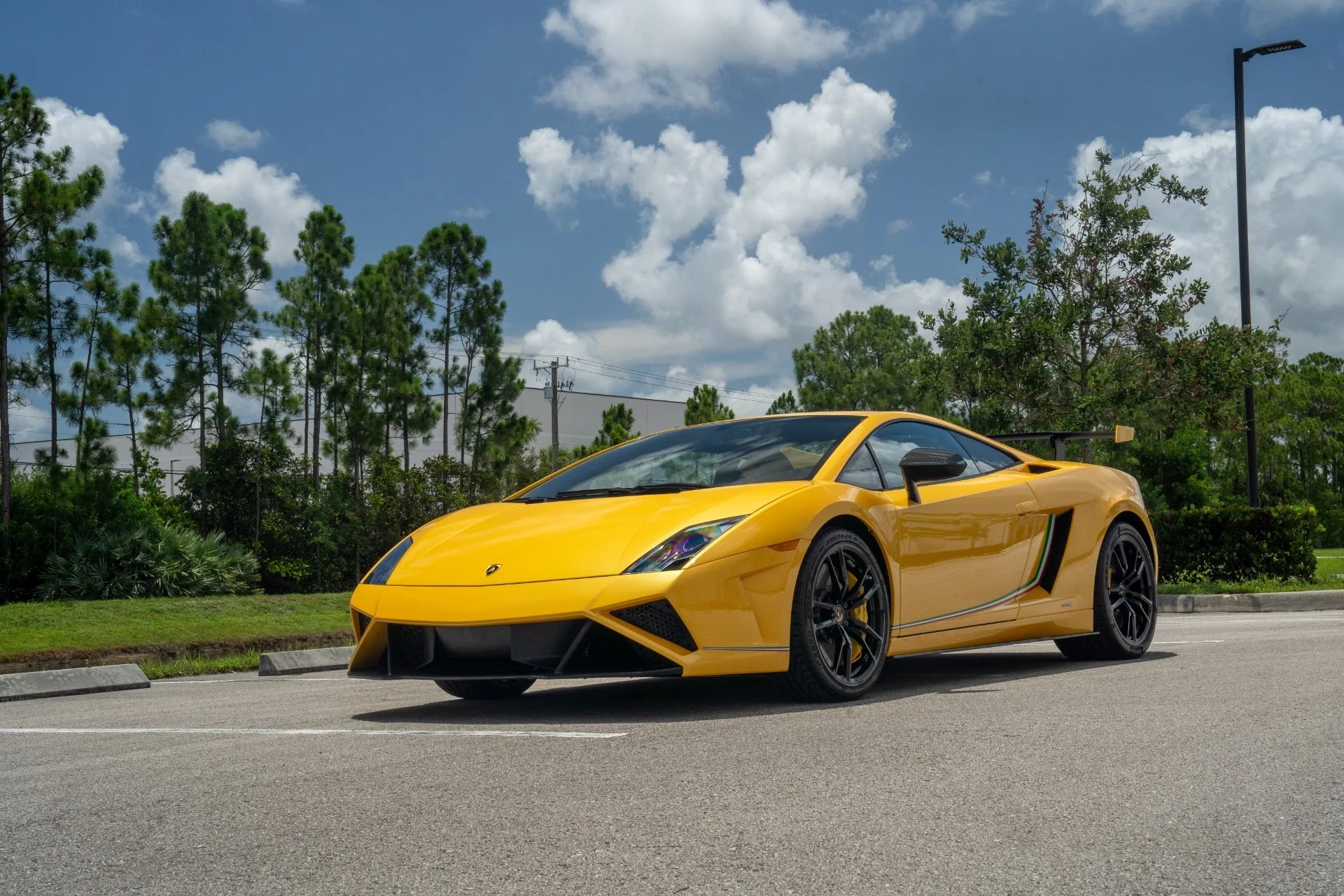mph020_1702485935_Used_2014_Lamborghini_Gallardo_LP_570_4_Squadra_Corse_1755030125_21d171c3ad