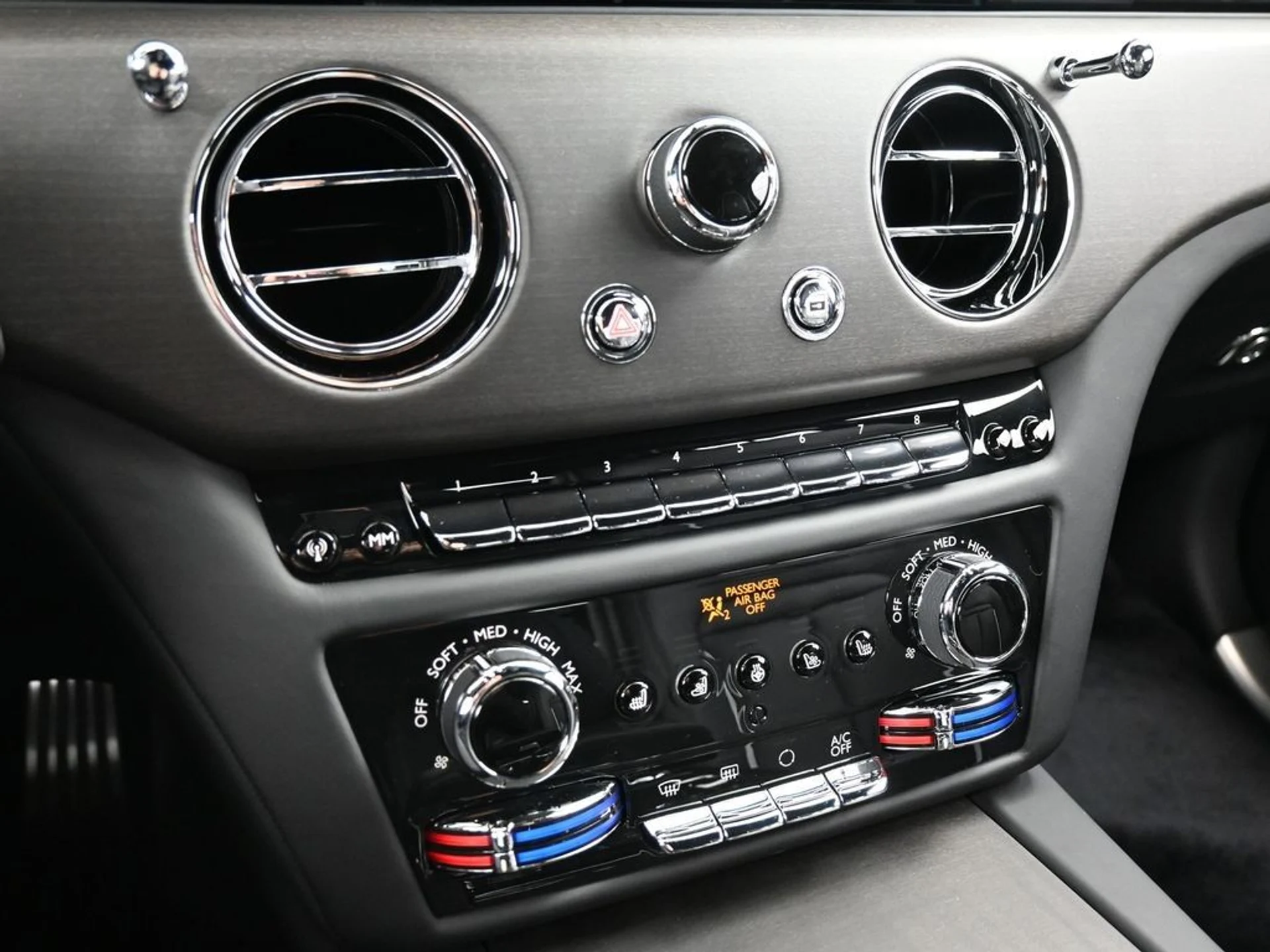 mph020_1703160767_26bf4289e465fa0fe267c23918f53dcc_904a733861