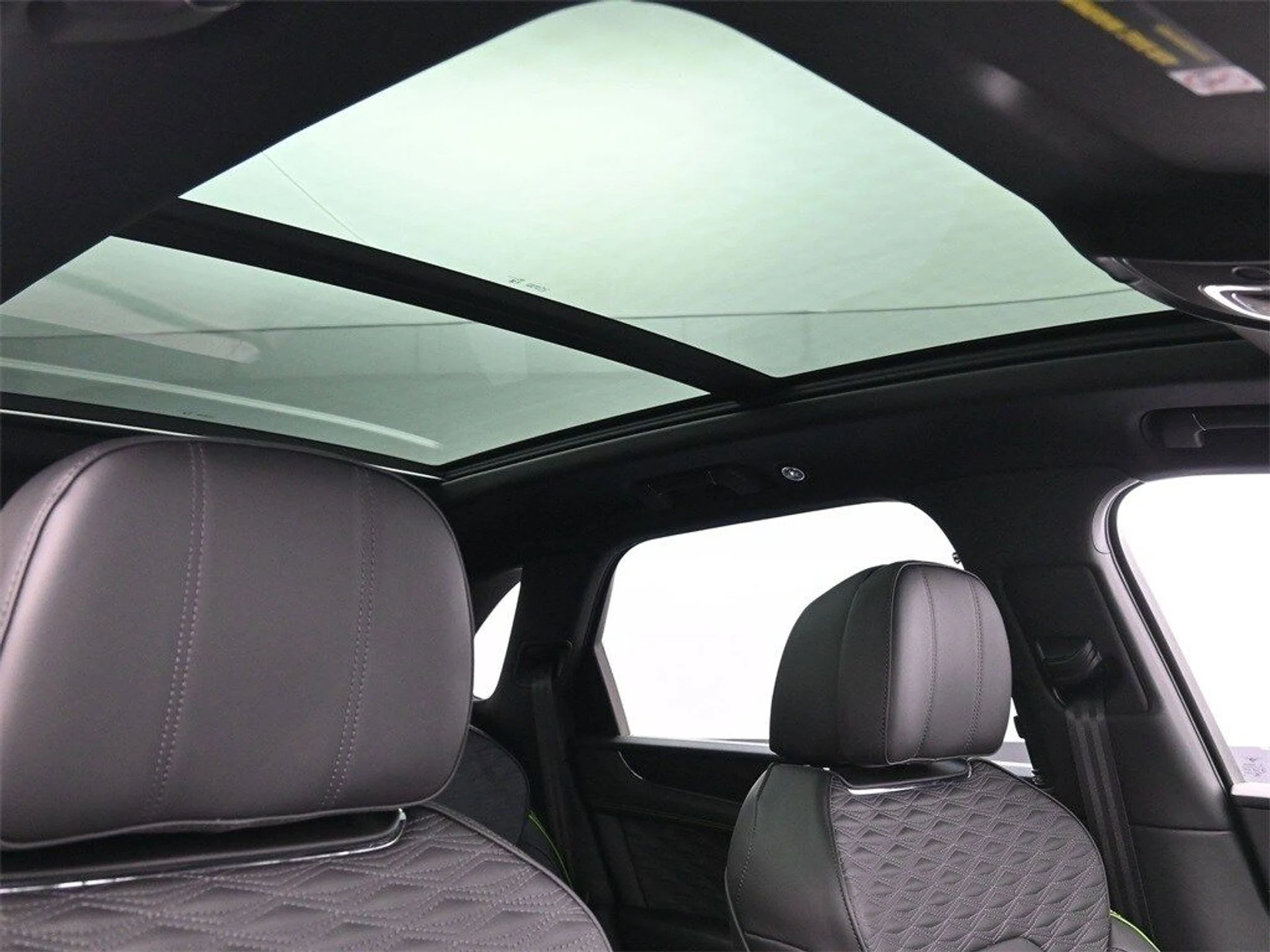 mph020_1709311725_be442fa22e06090e5cdc8fd88808bfafx_2d1a1ae489