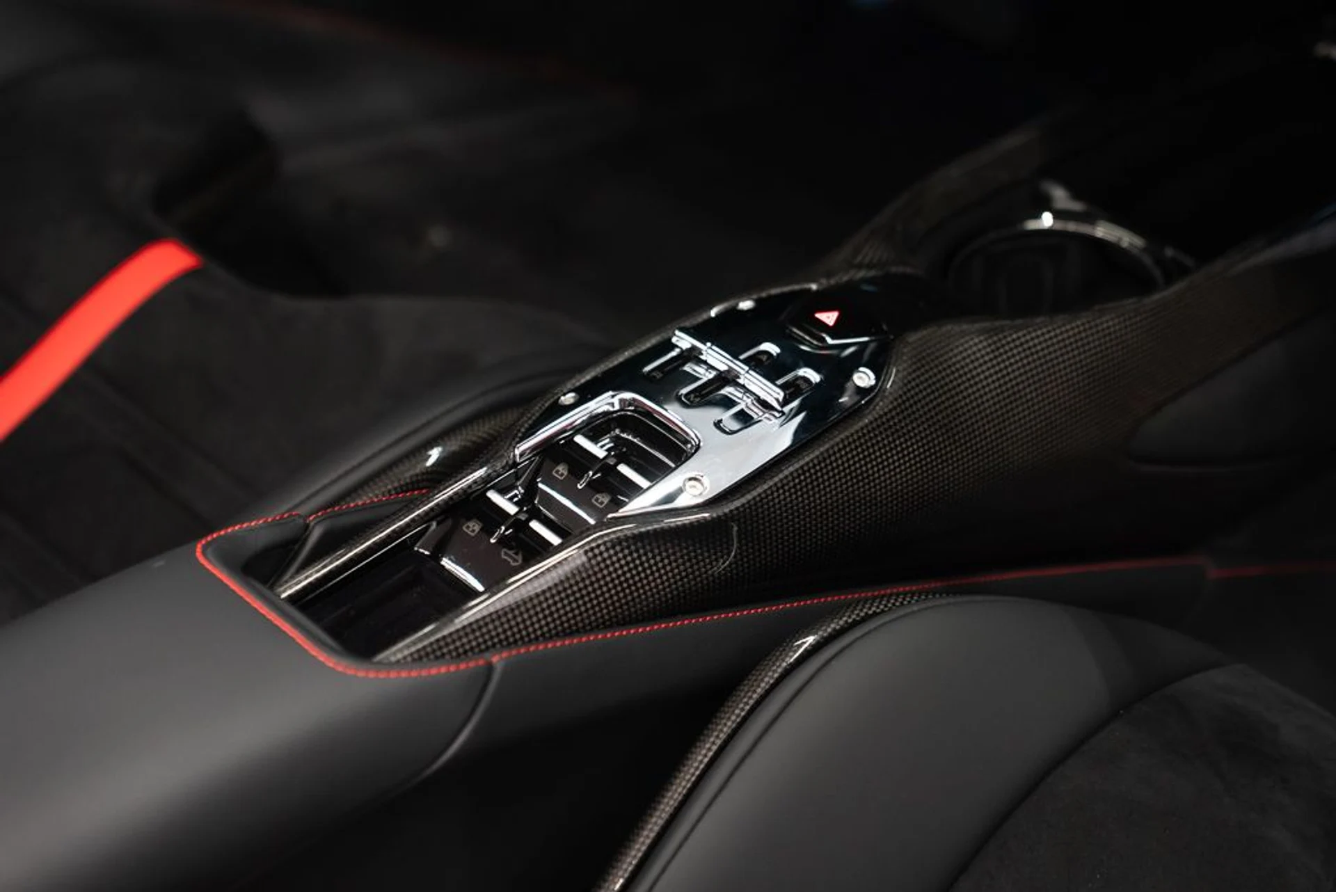 mph020_1710761785_ferrari_sf90_spider_2024_jpg_v_1773863537_1e8752a02e