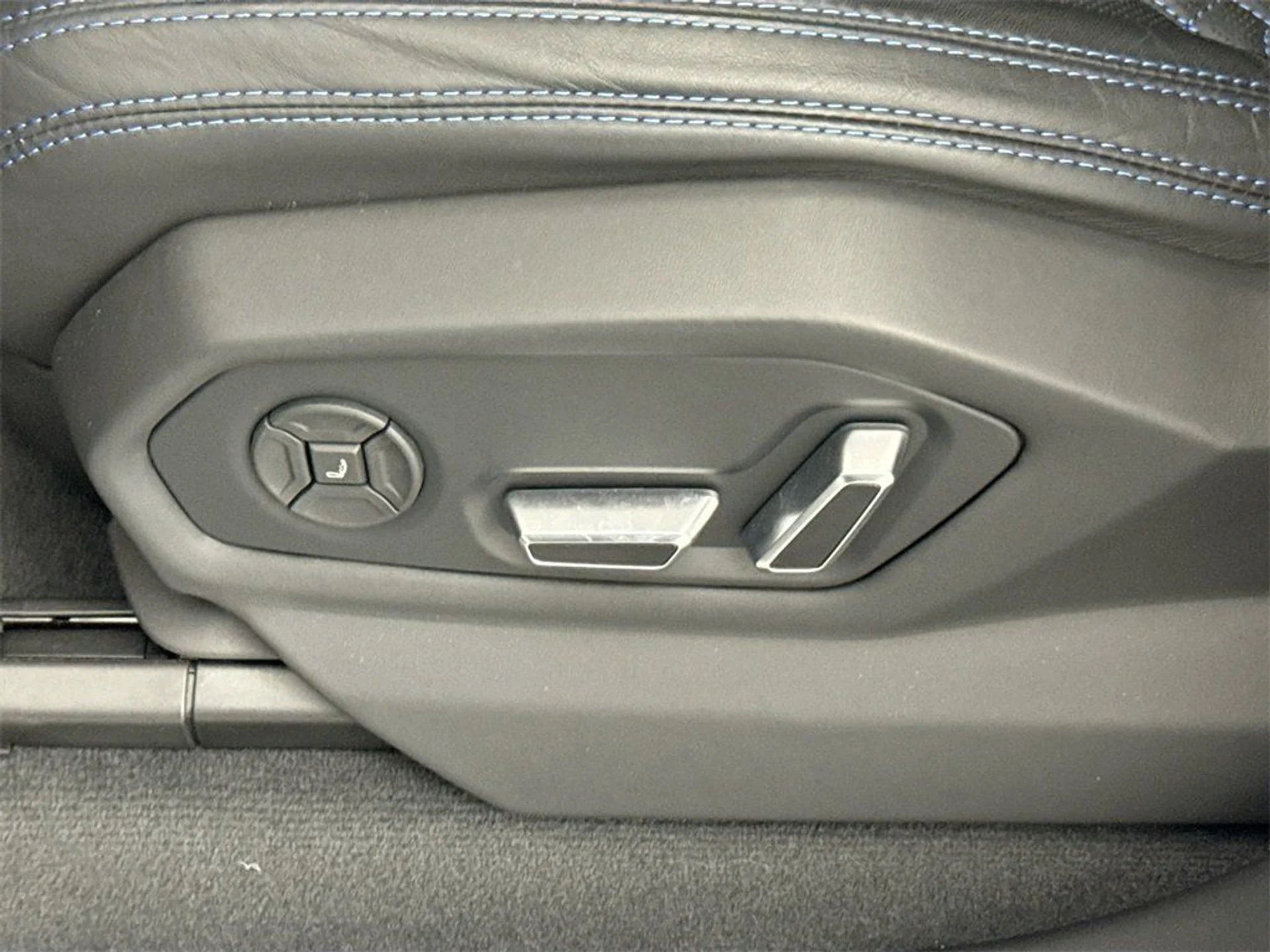 mph020_1718841141_2f001945883c6141e73f941fad99960c_72c689b4cd