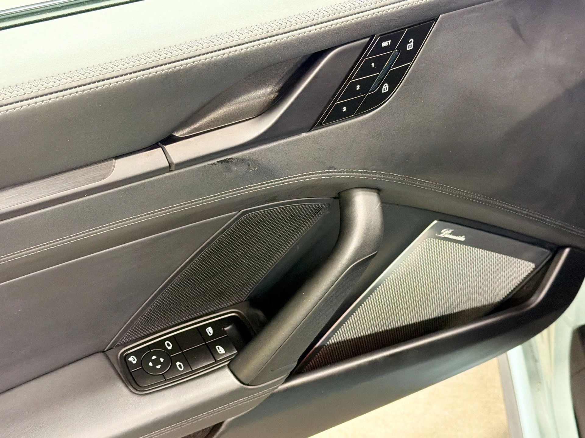 mph020_1725378807_83d4c82d2dcaf1fde85f2dc8b88fd9bf_184afc7468