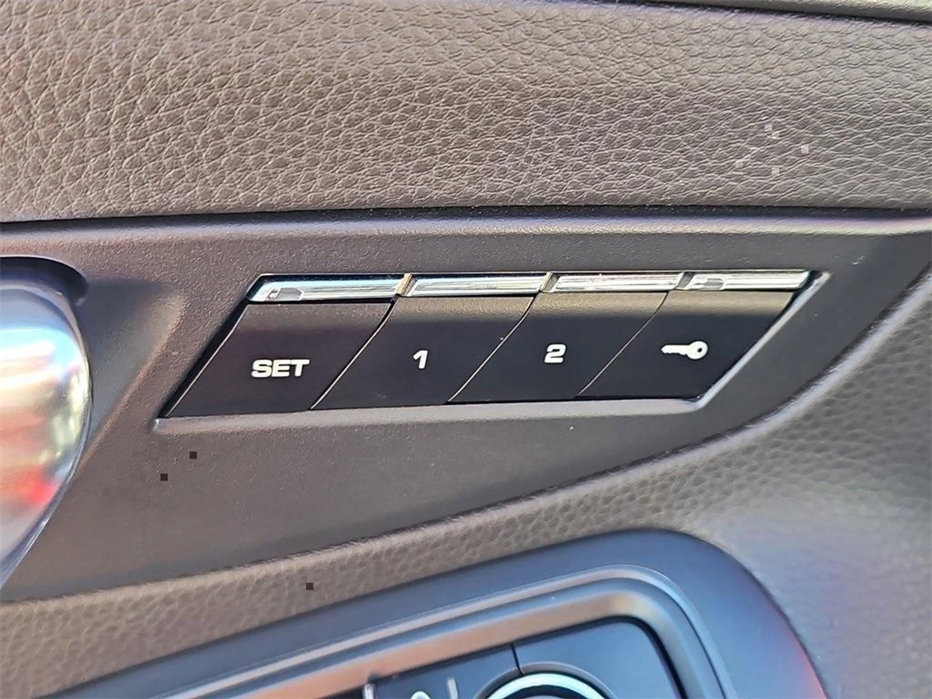 mph020_1740823620_YA_Sqj_II_23q_F1k6_B_Kez_Y_Xh_Er_XUVA_fe21f68864