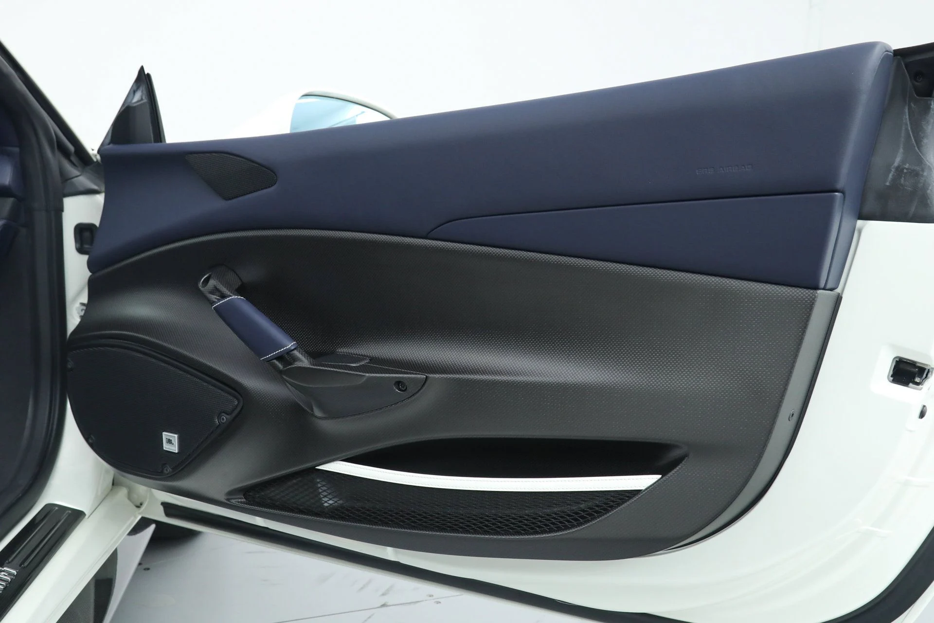 mph020_1744221842_5db7a3b7e99da173564e769eda447115_609cc0ad92