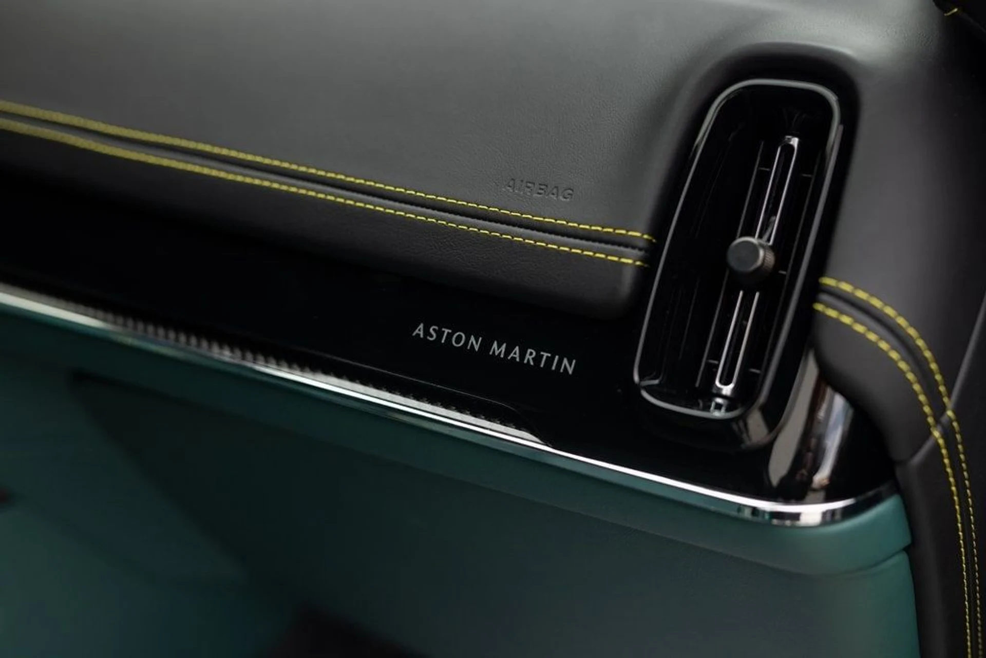 mph020_1758733342_68d94b24180dd485ae96139a0909dcf5x_c399dc95e7